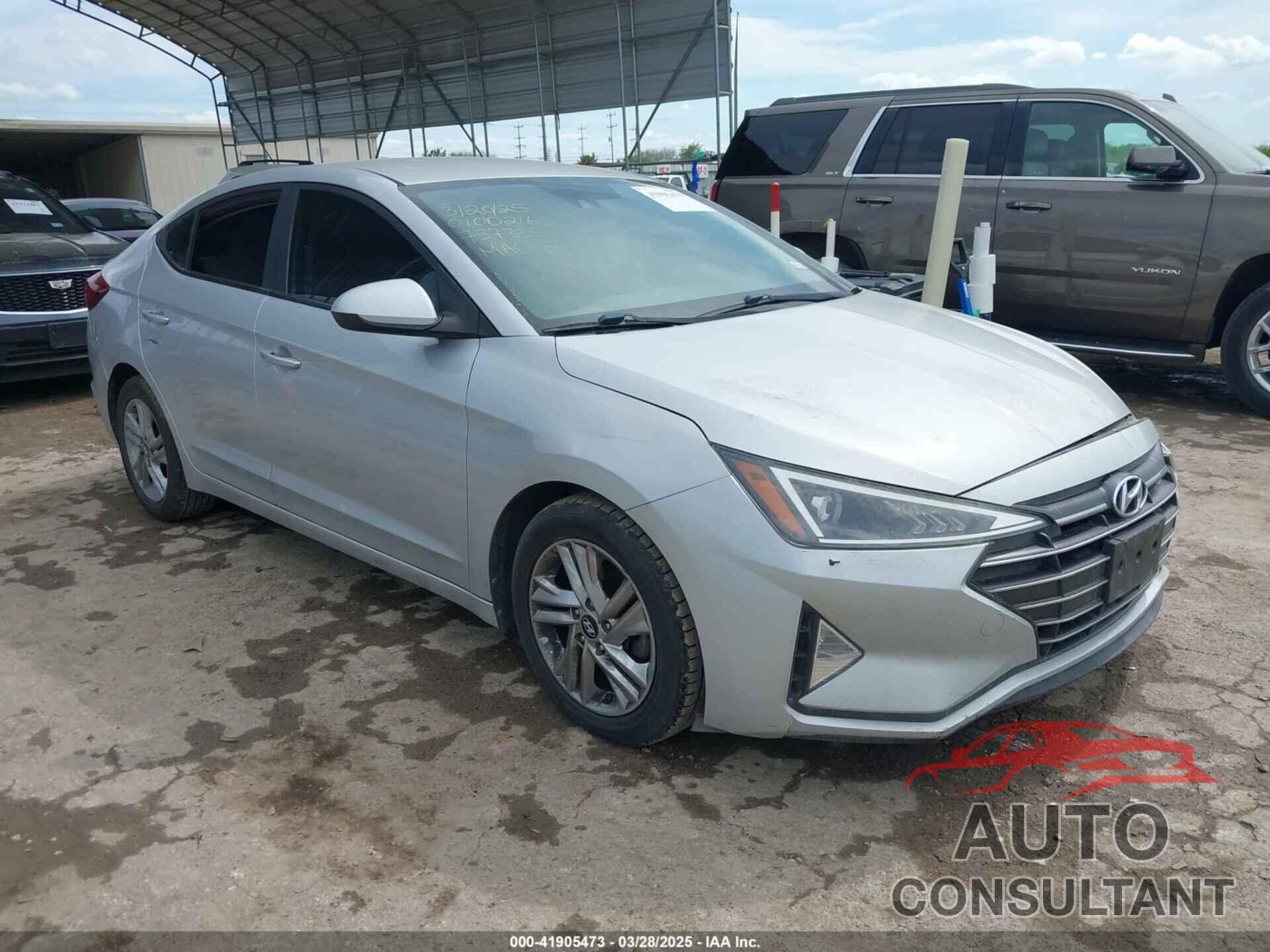 HYUNDAI ELANTRA 2019 - KMHD84LF9KU737335
