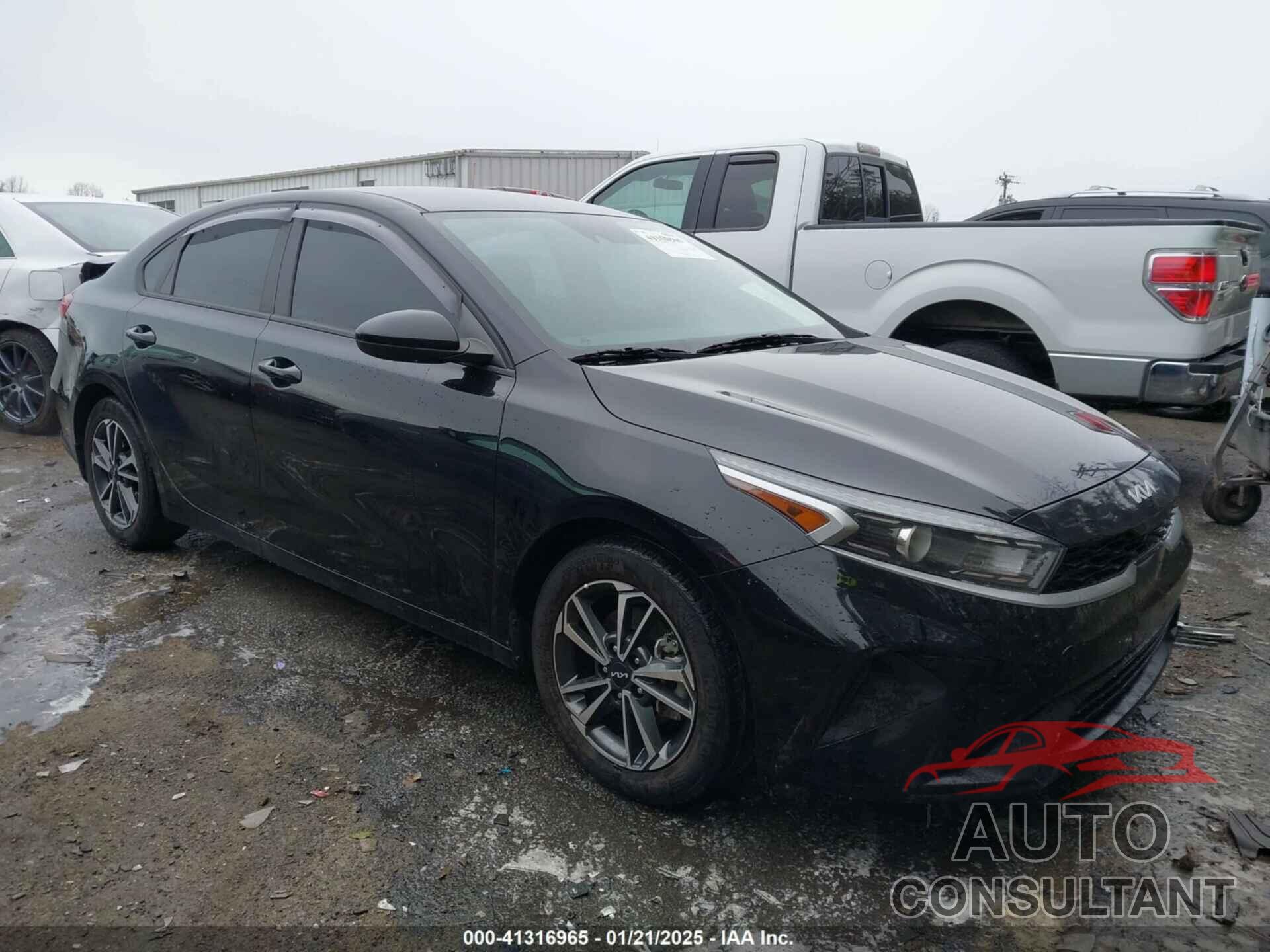 KIA FORTE 2023 - 3KPF24AD2PE574565