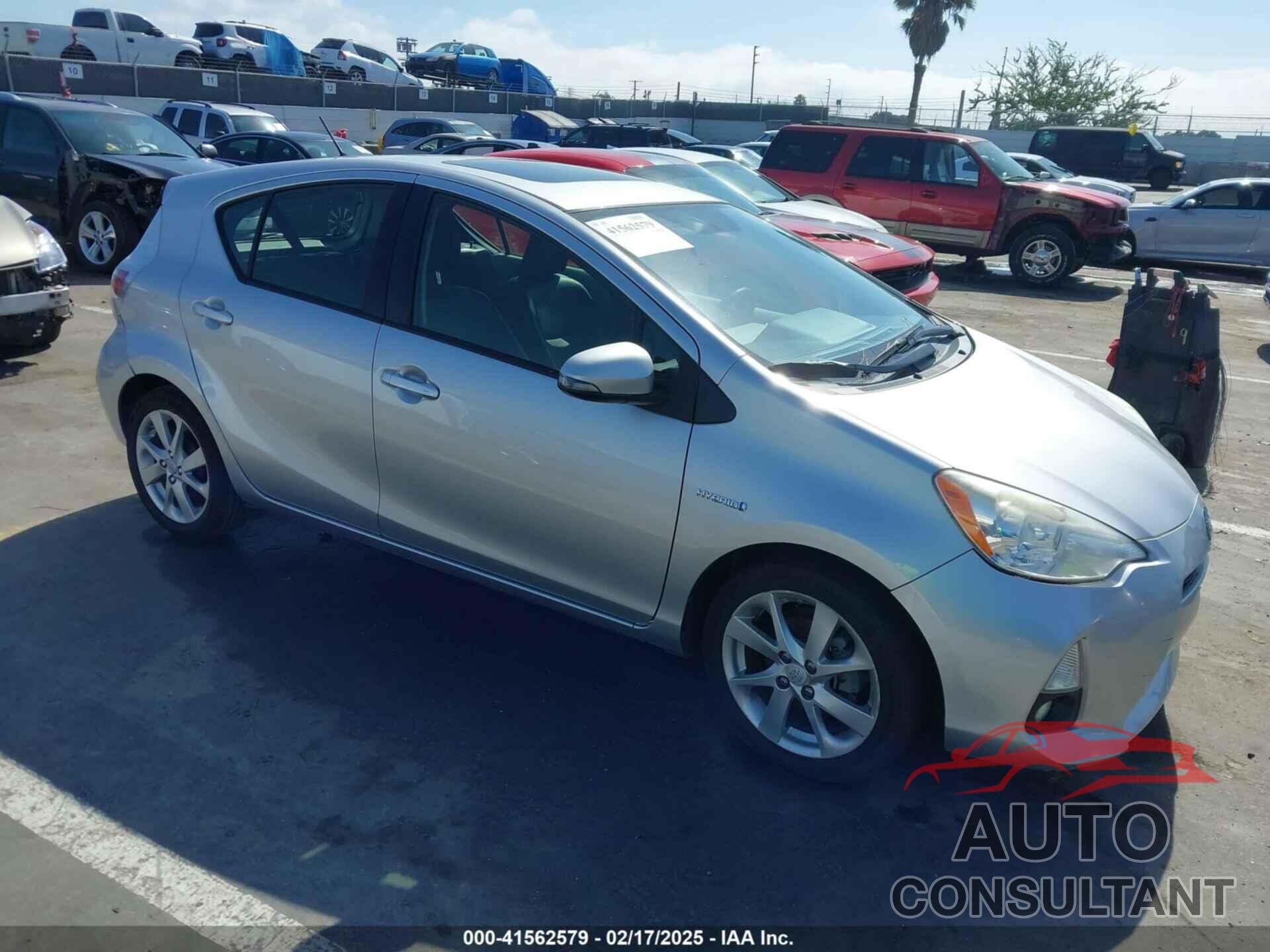 TOYOTA PRIUS C 2012 - JTDKDTB37C1001344