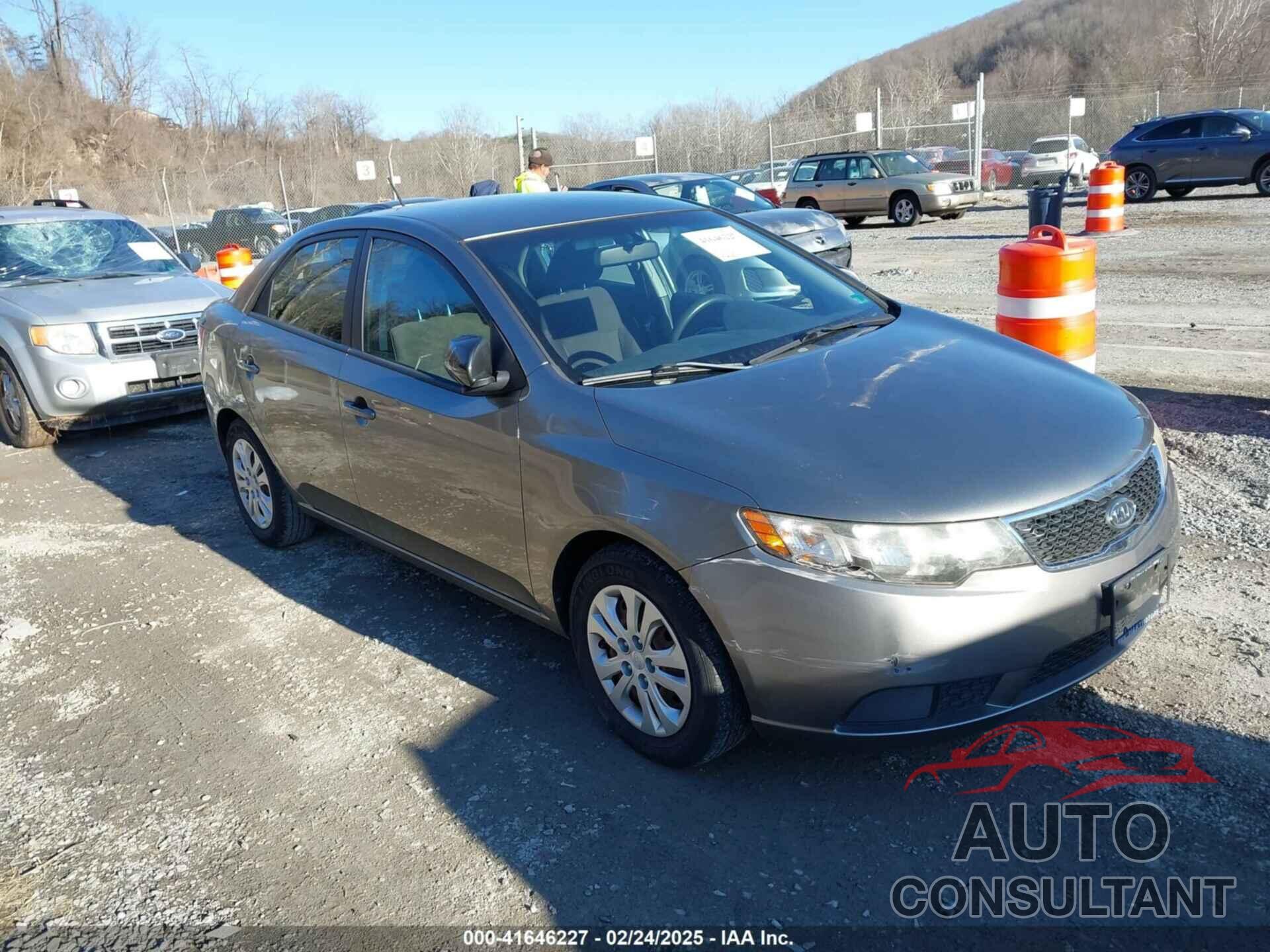 KIA FORTE 2012 - KNAFU4A21C5637957