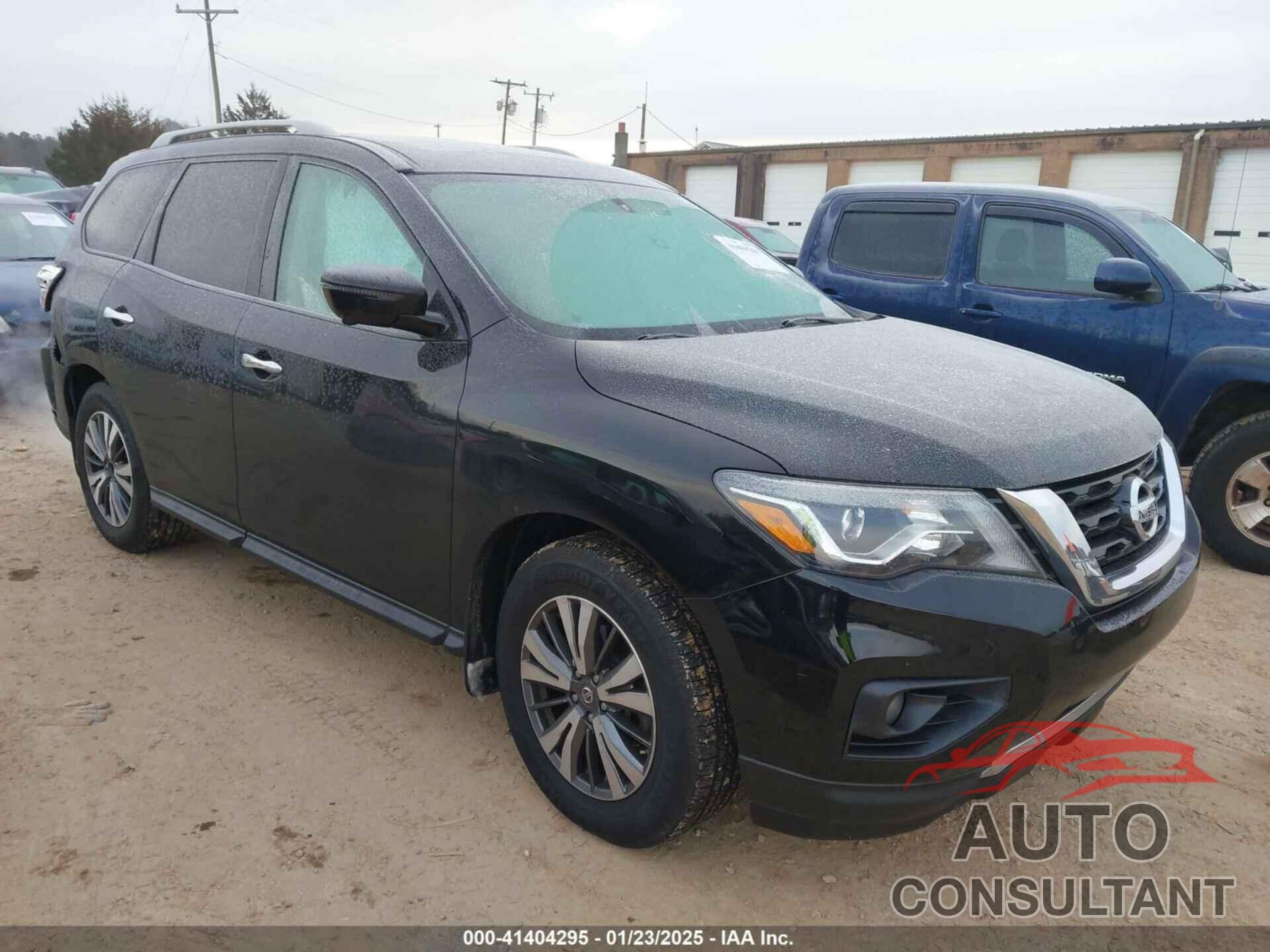 NISSAN PATHFINDER 2017 - 5N1DR2MM2HC634738