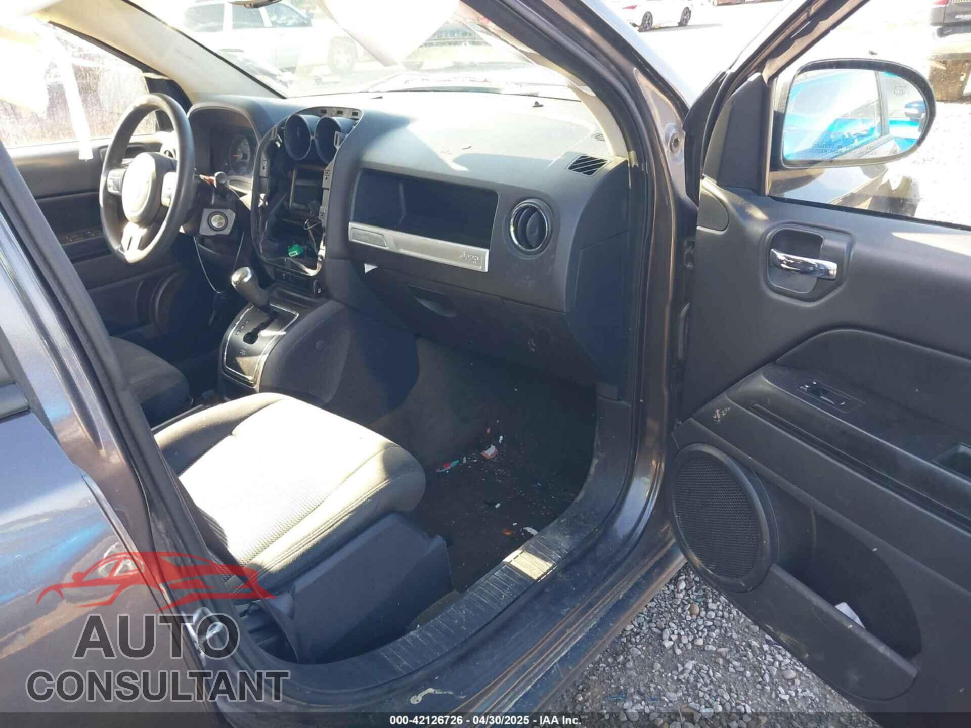 JEEP COMPASS 2017 - 1C4NJDBB9HD143154