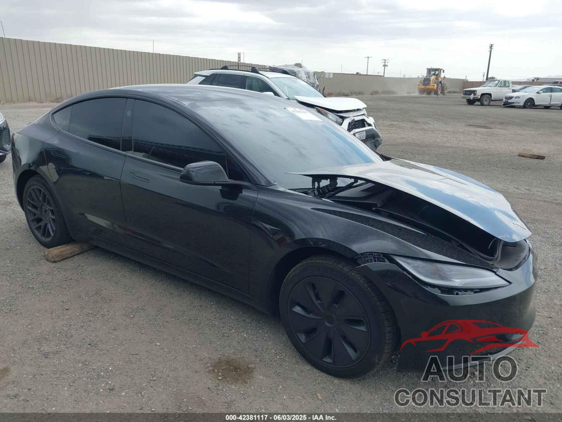 TESLA MODEL 3 2025 - 5YJ3E1EA2SF906855