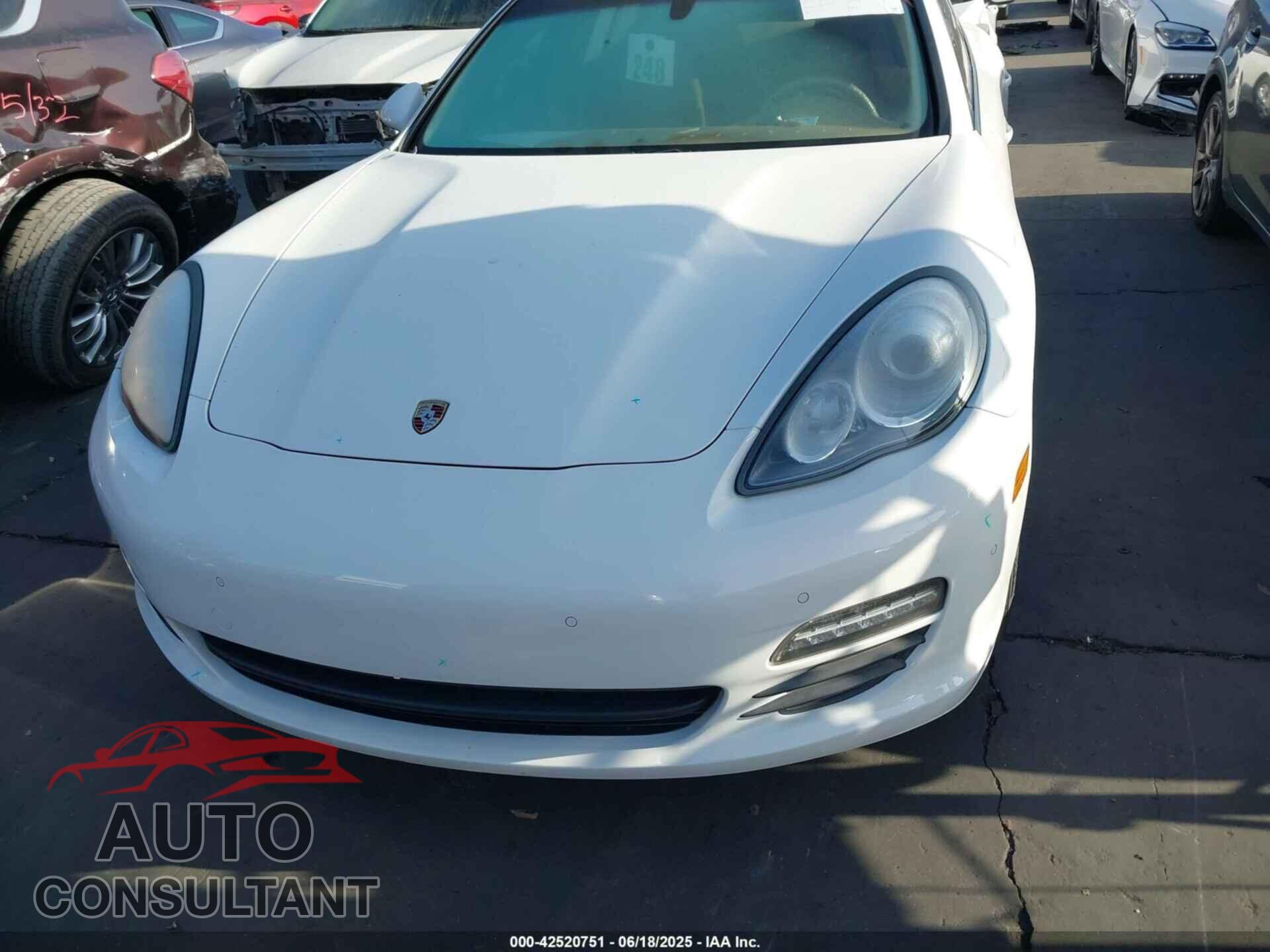 PORSCHE PANAMERA 2011 - WP0AA2A72BL016484