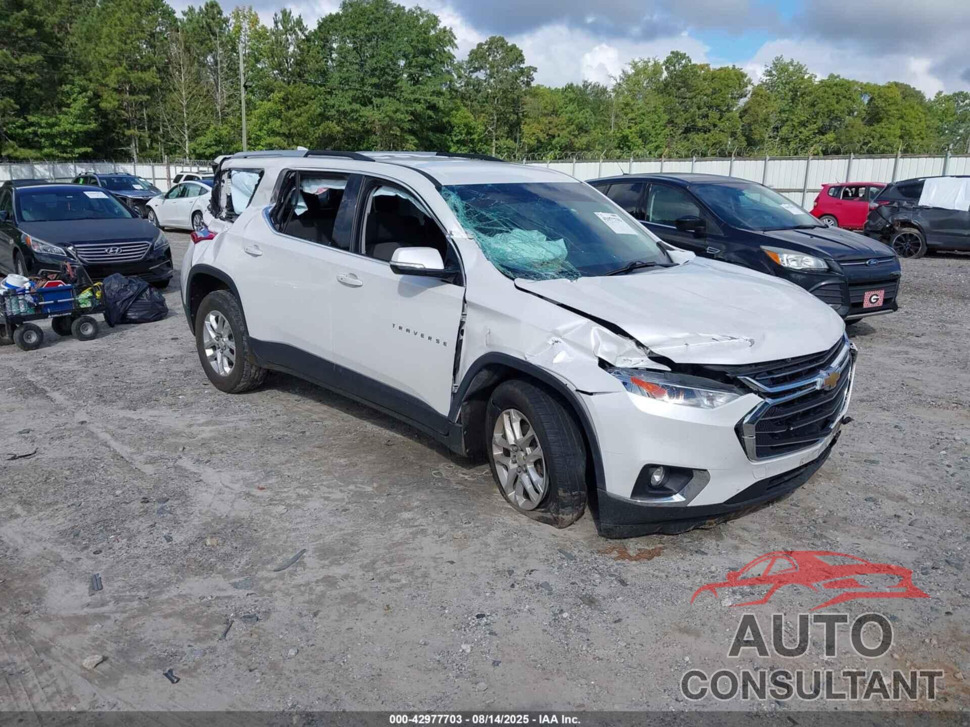CHEVROLET TRAVERSE 2018 - 1GNERGKW5JJ232022