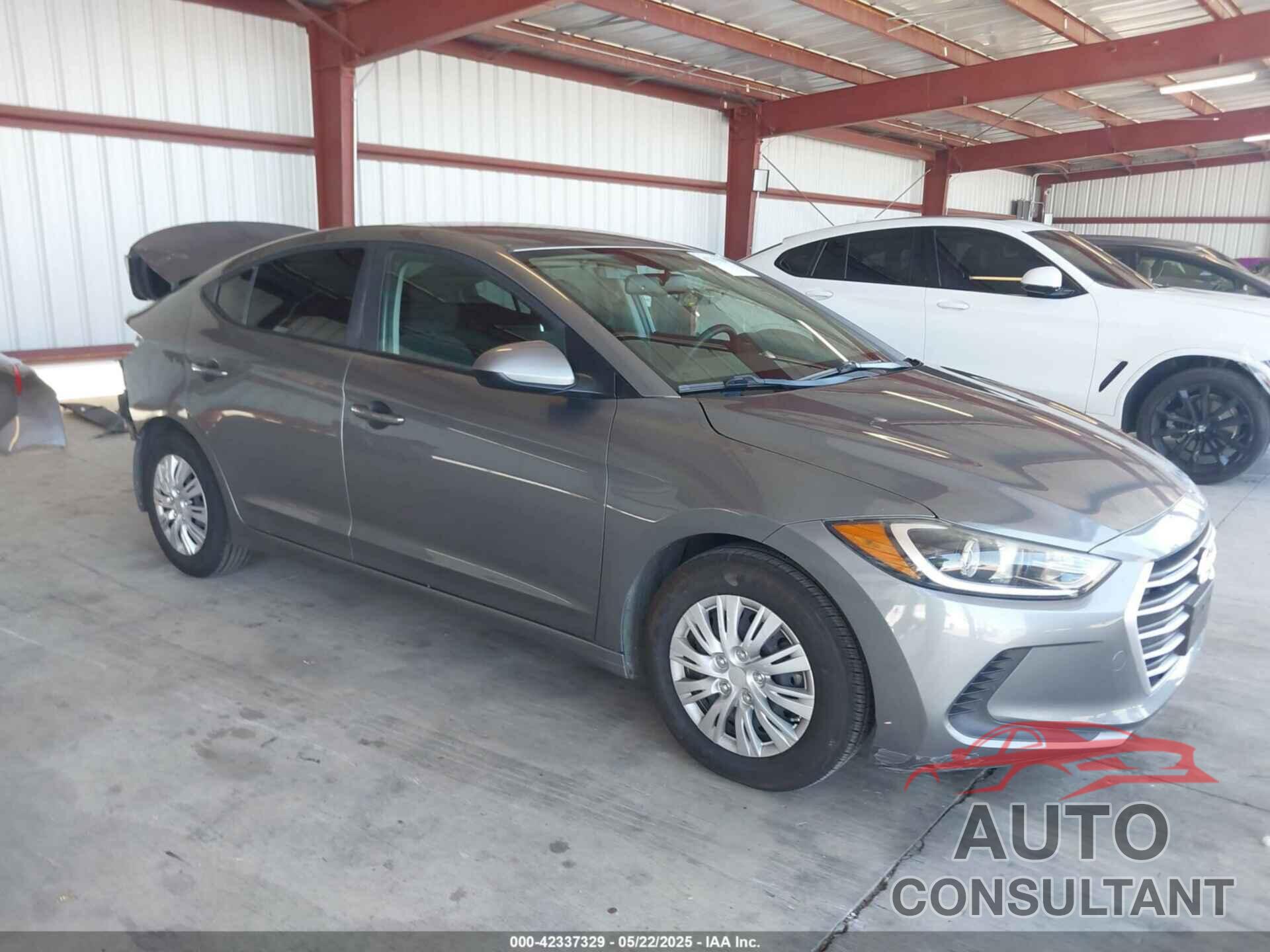 HYUNDAI ELANTRA 2018 - KMHD74LF4JU505937