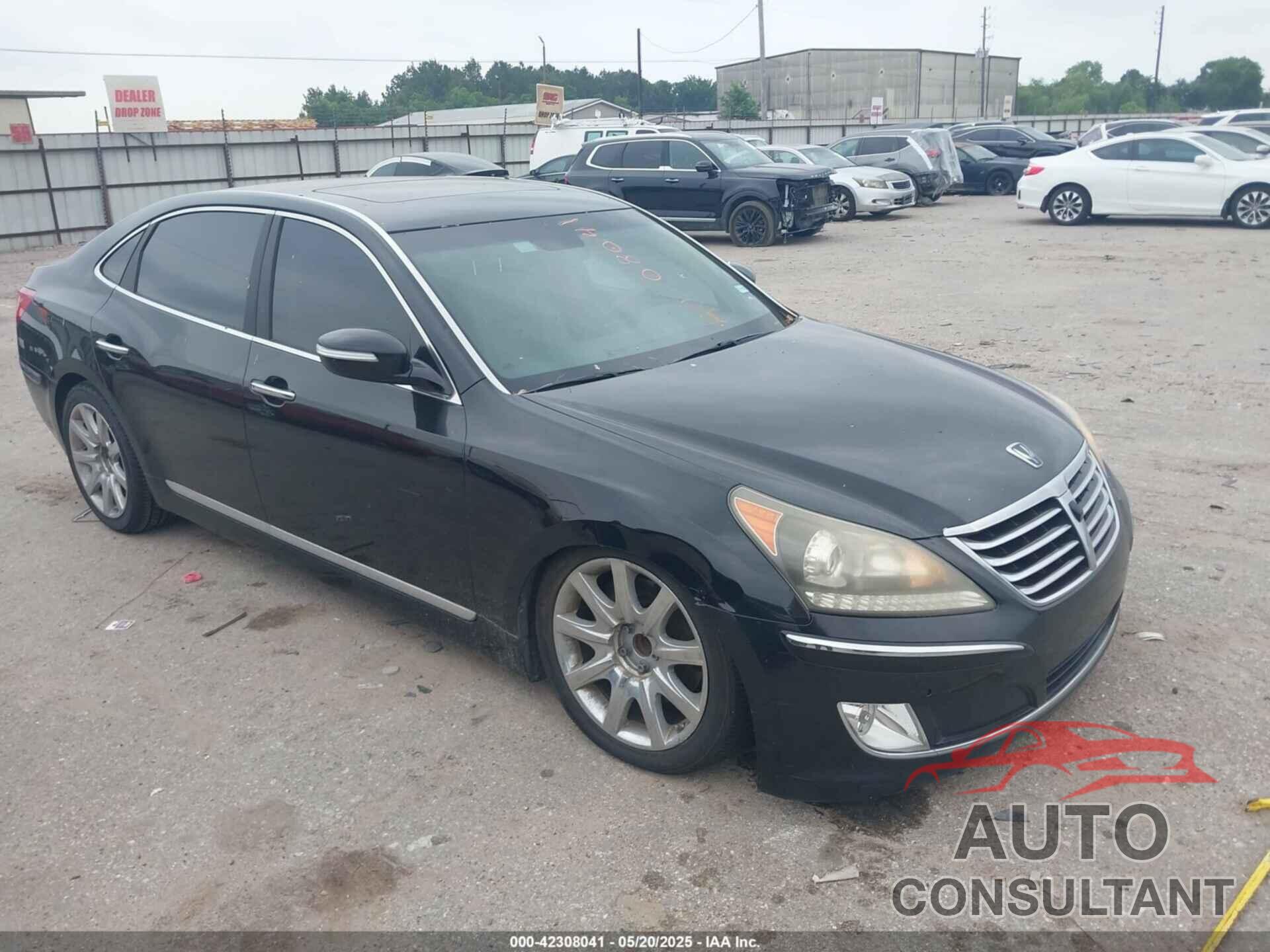 HYUNDAI EQUUS 2011 - KMHGH4JF1BU038829