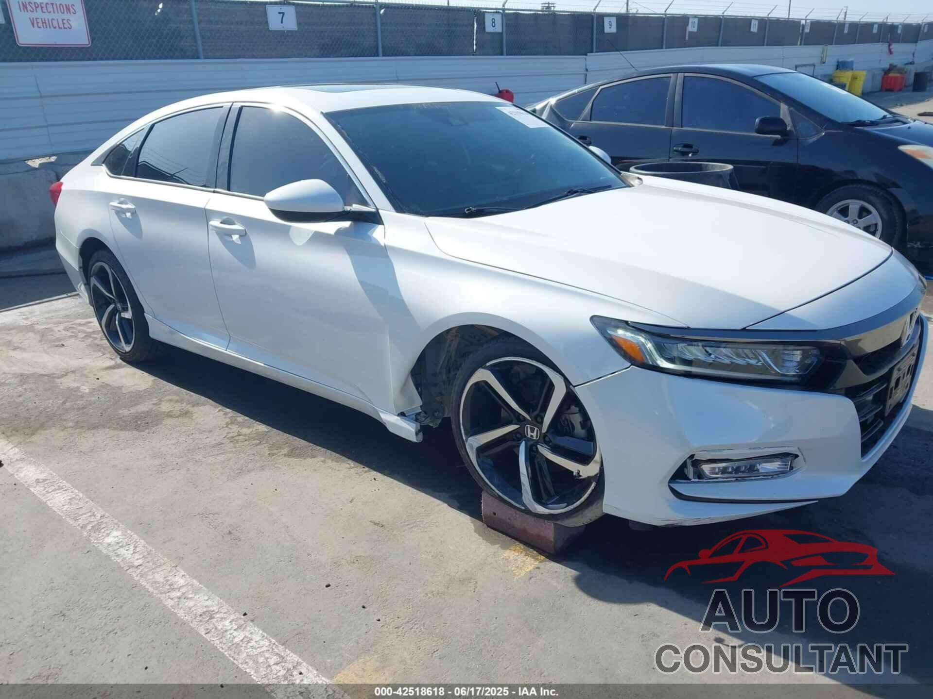 HONDA ACCORD 2018 - 1HGCV2F32JA045983