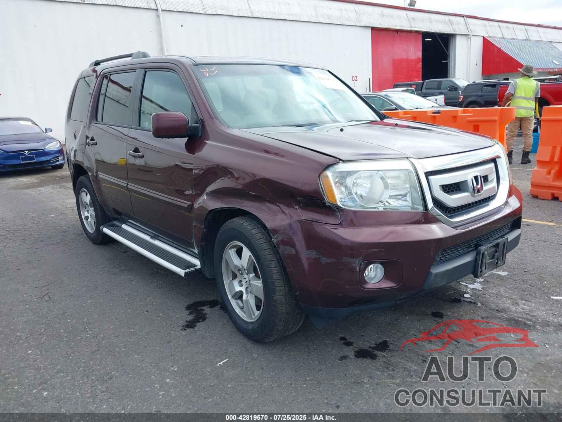 HONDA PILOT 2011 - 5FNYF4H7XBB092152