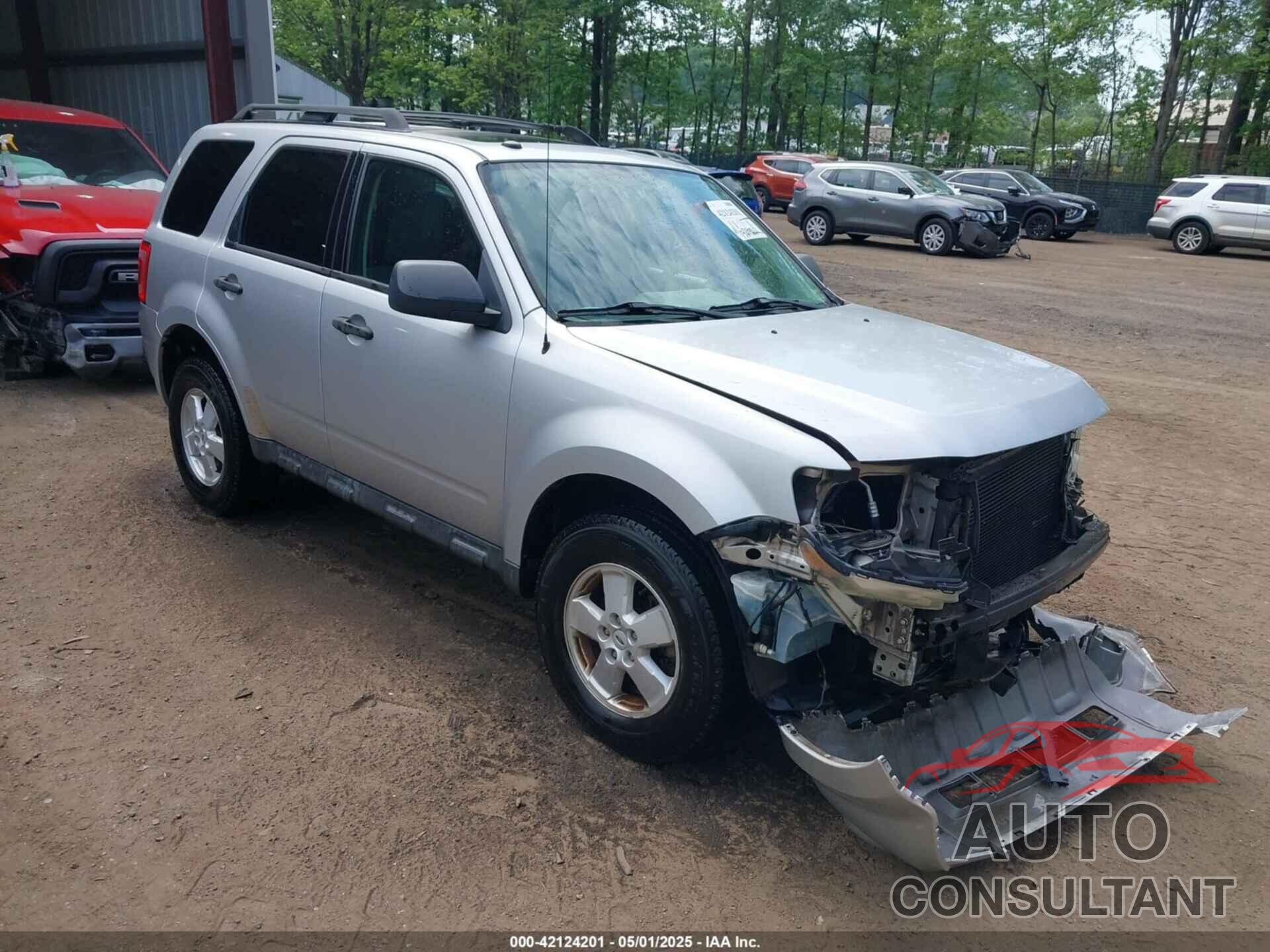FORD ESCAPE 2010 - 1FMCU0D77AKB01921