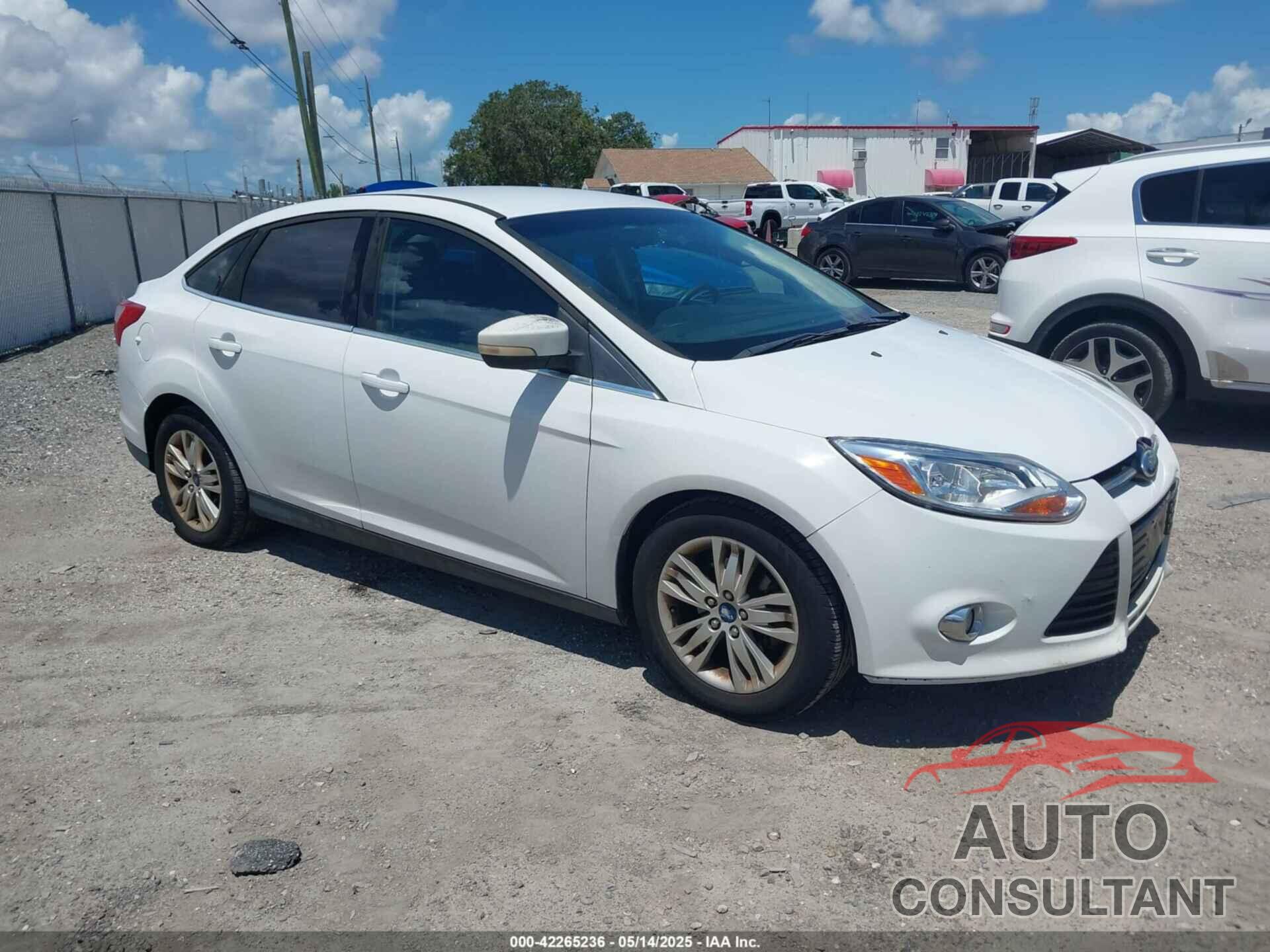 FORD FOCUS 2012 - 1FAHP3H29CL252442