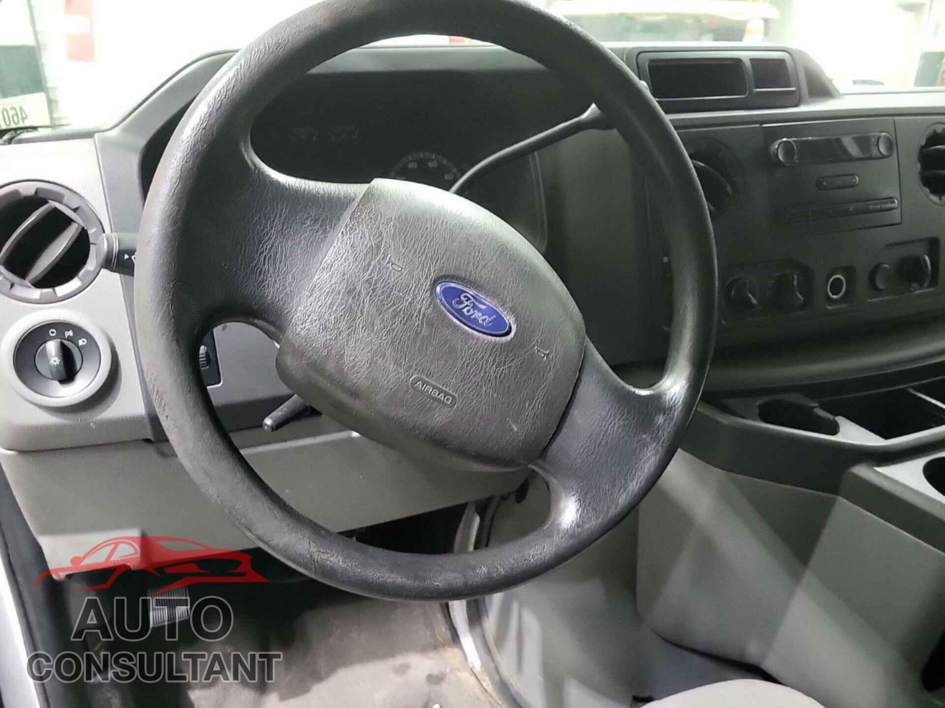 FORD ECONOLINE 2010 - 1FTNE2EW3ADA73440