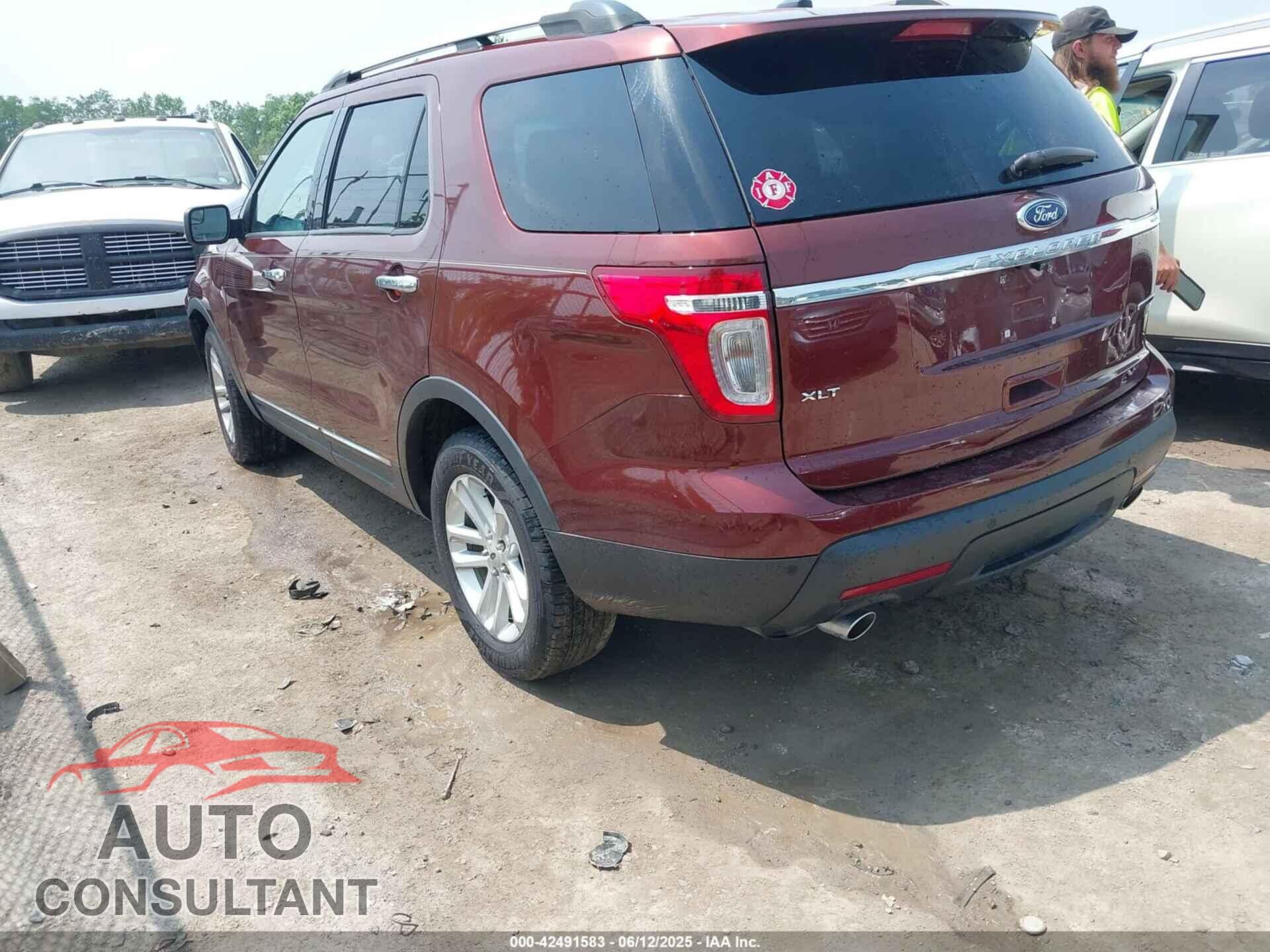 FORD EXPLORER 2015 - 1FM5K7D87FGA18760