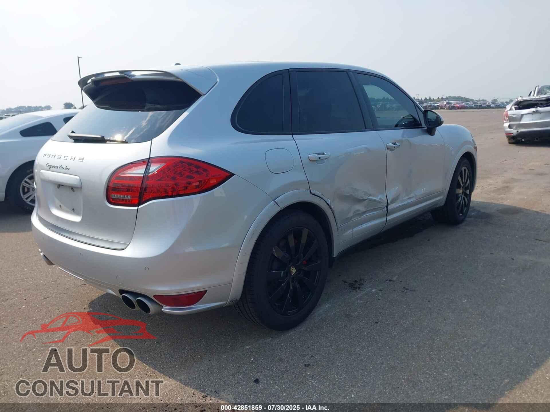 PORSCHE CAYENNE 2012 - WP1AC2A2XCLA84871