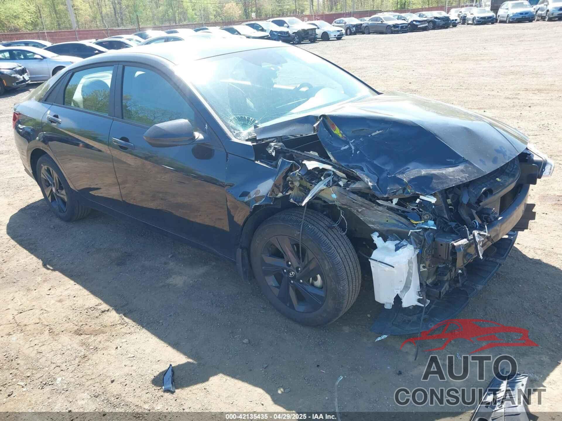 HYUNDAI ELANTRA 2023 - KMHLM4AGXPU511413