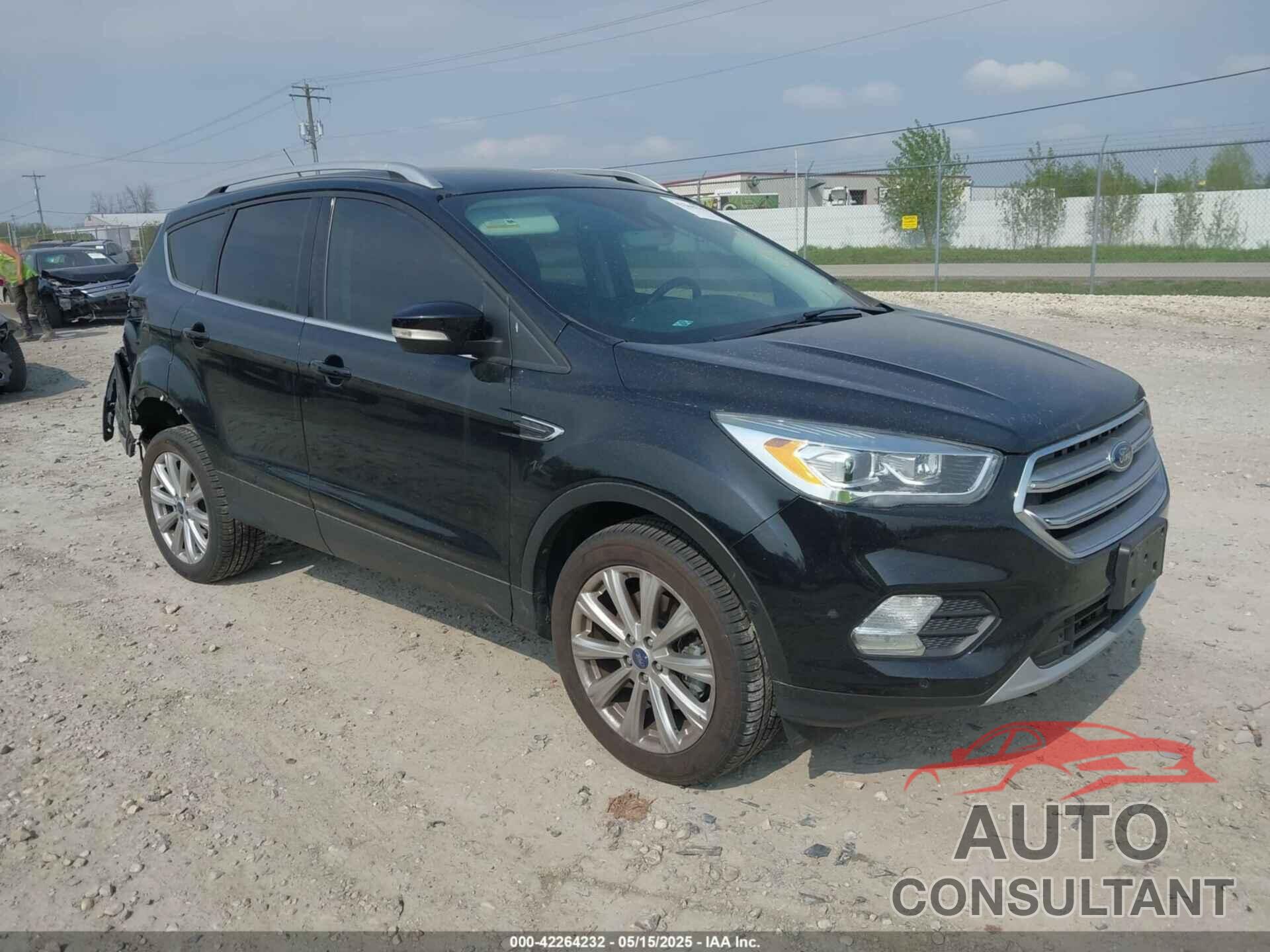 FORD ESCAPE 2017 - 1FMCU9JD6HUC82281