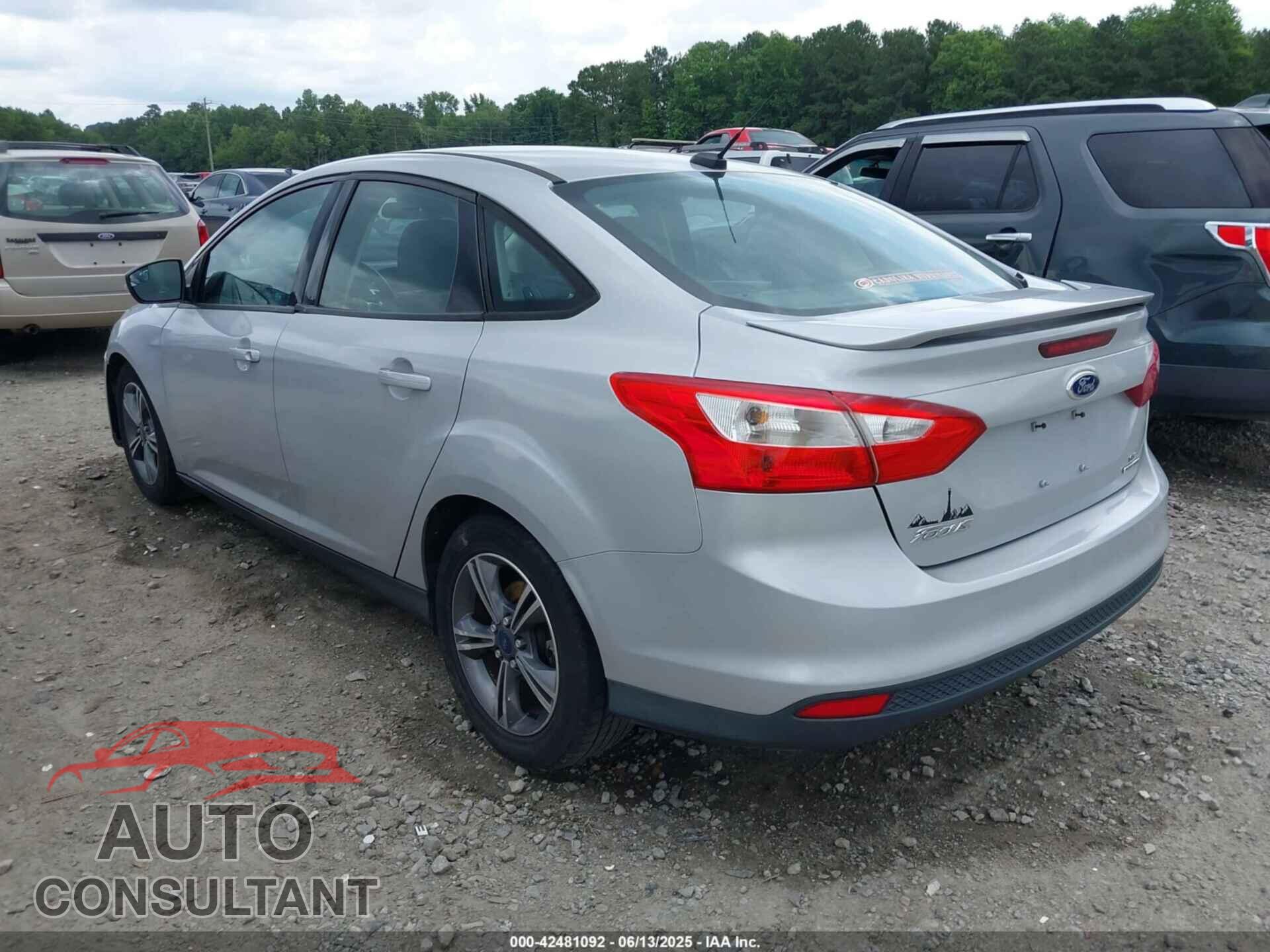 FORD FOCUS 2014 - 1FADP3F2XEL410324