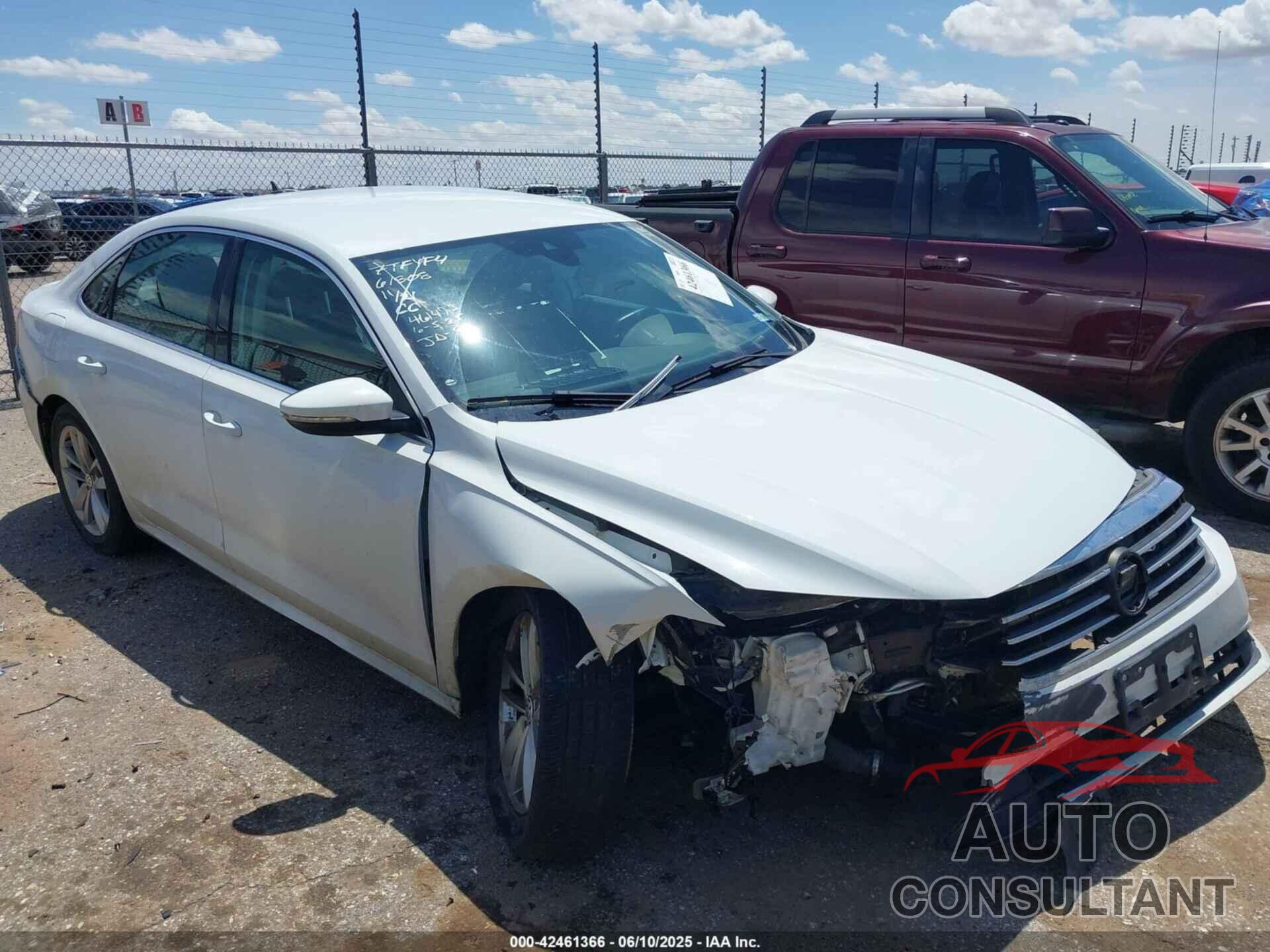 VOLKSWAGEN PASSAT 2020 - 1VWSA7A37LC015344