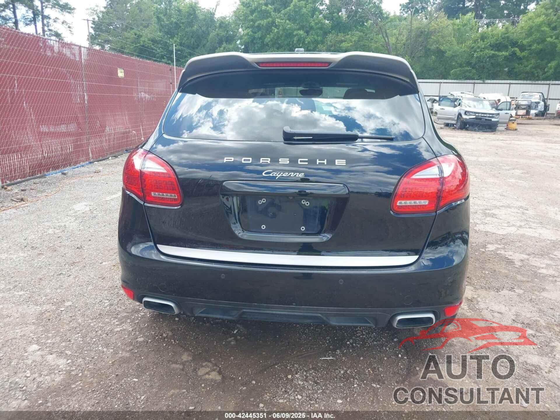 PORSCHE CAYENNE 2014 - WP1AA2A26ELA97738