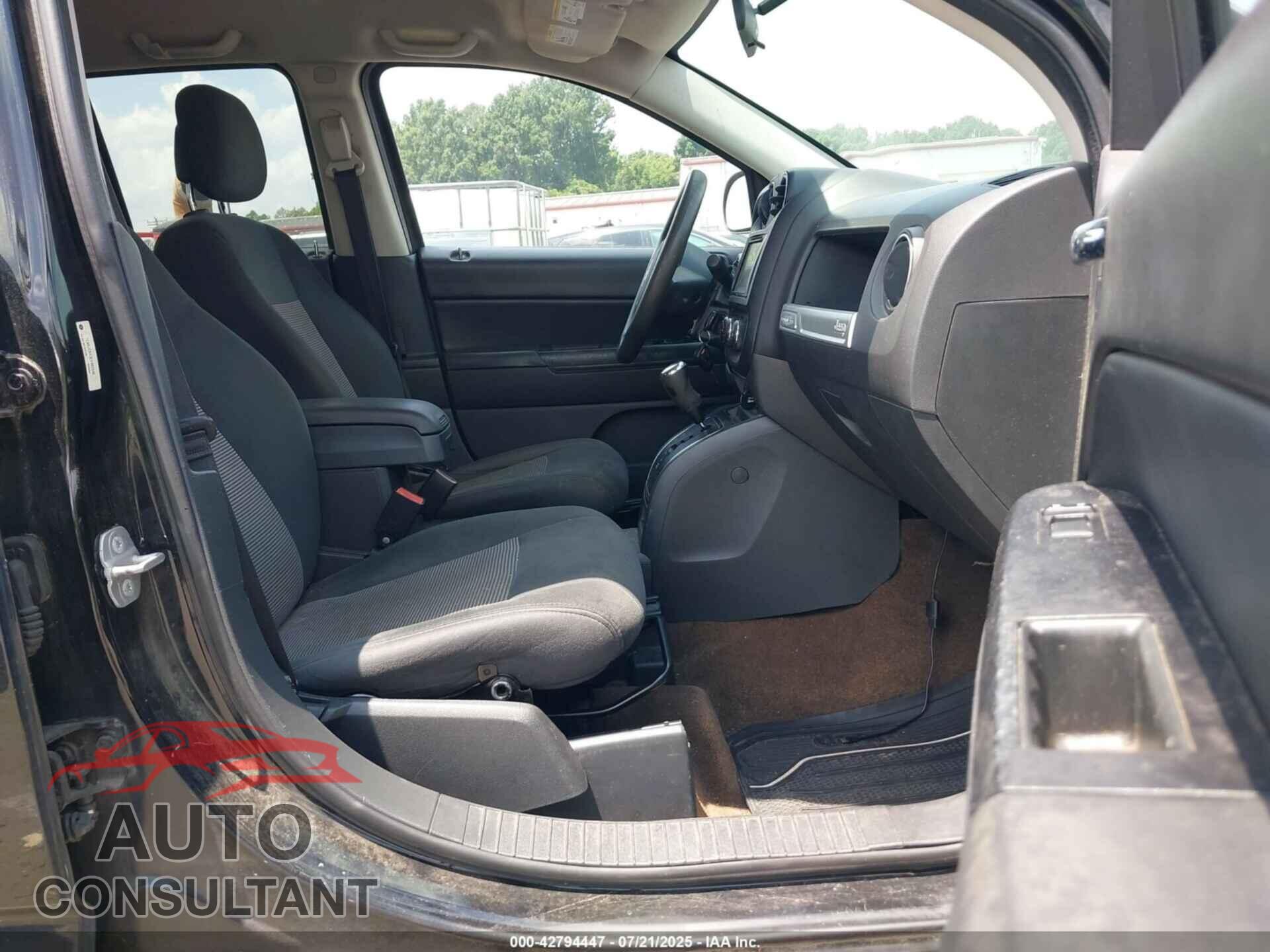 JEEP COMPASS 2014 - 1C4NJCBA3ED882940