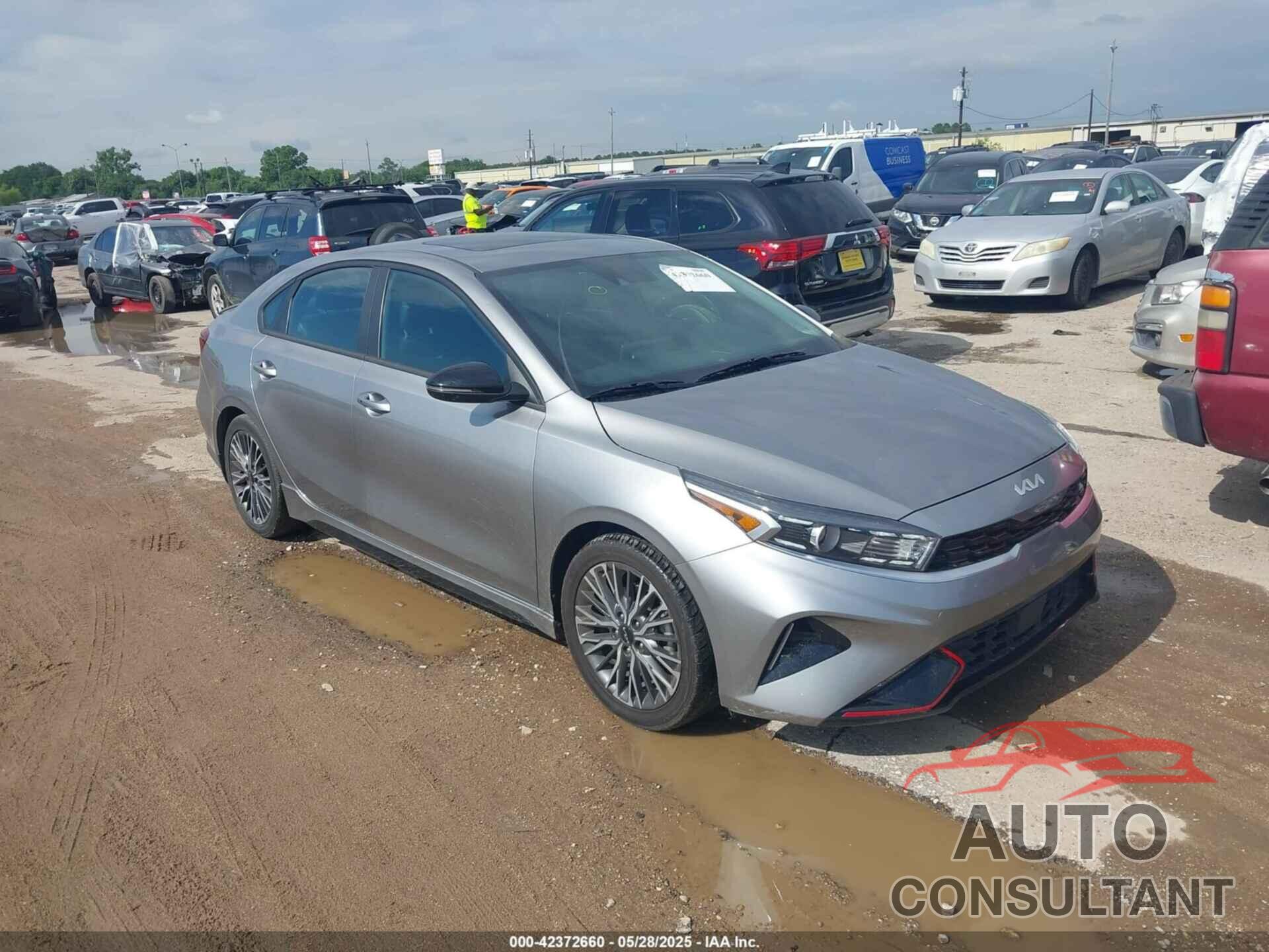 KIA FORTE 2023 - 3KPF54AD1PE580011