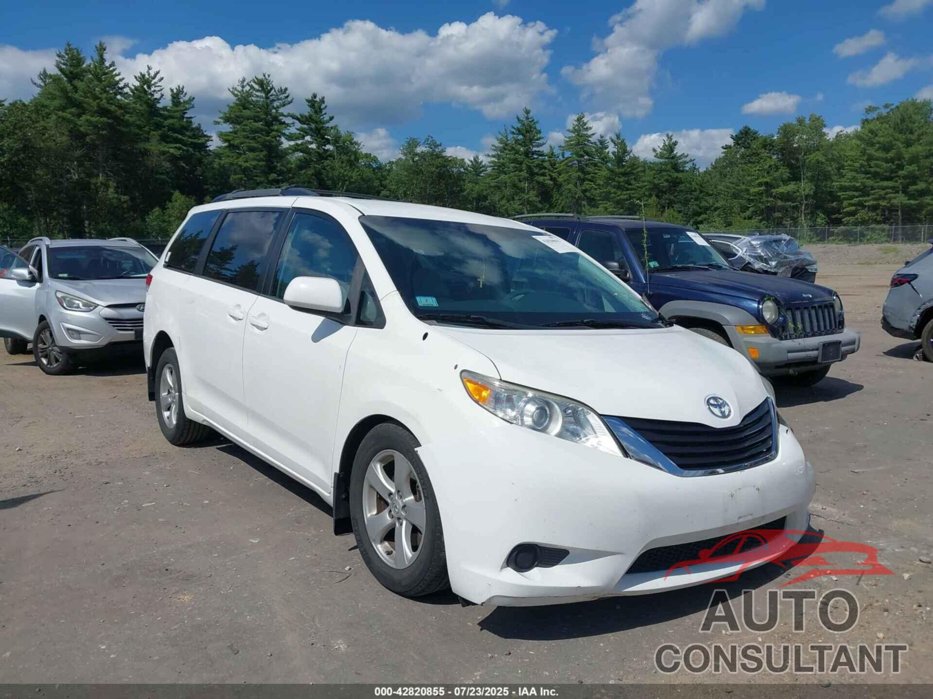 TOYOTA SIENNA 2013 - 5TDKK3DC5DS304288