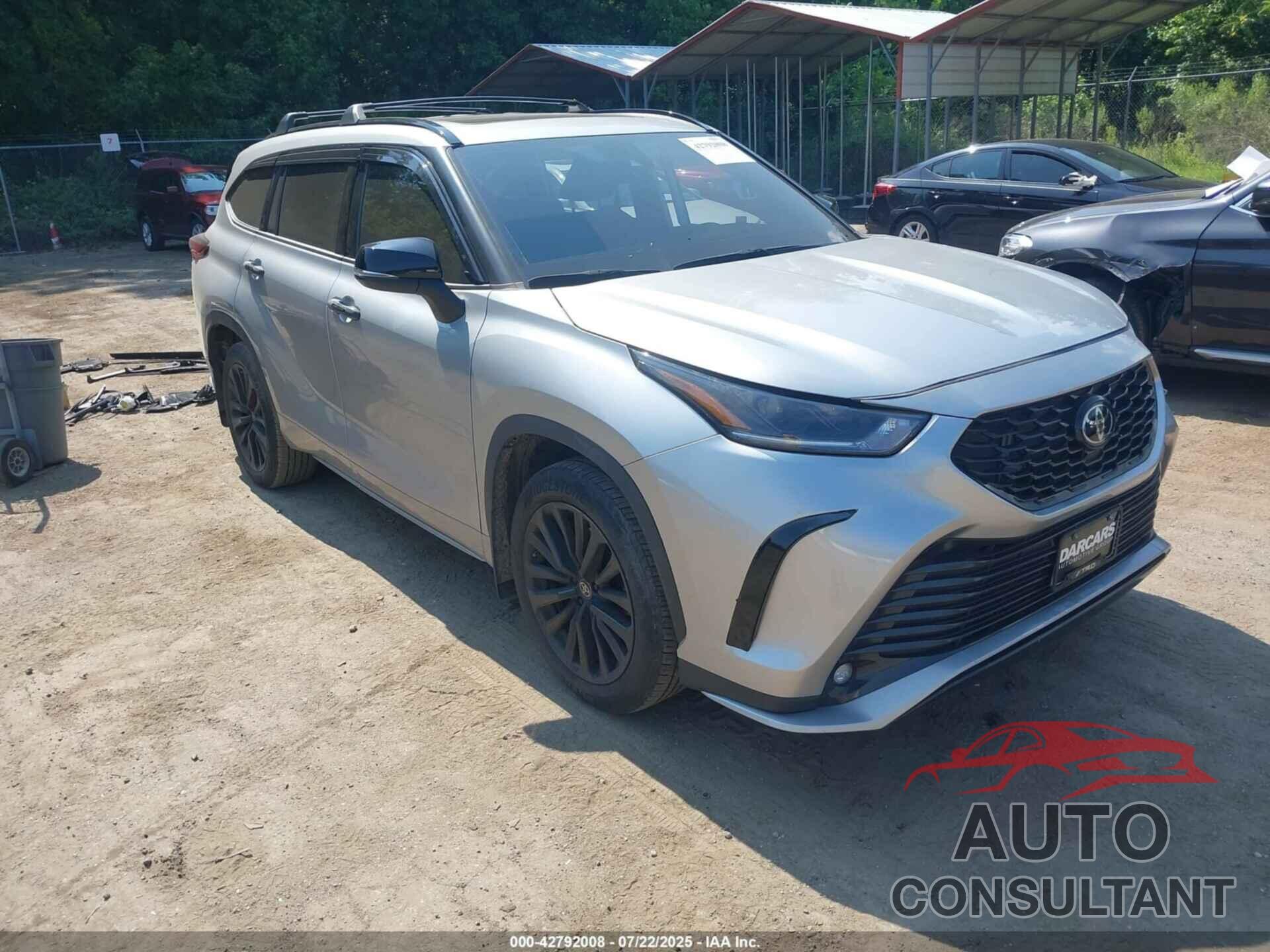 TOYOTA HIGHLANDER 2023 - 5TDKDRBH2PS507672