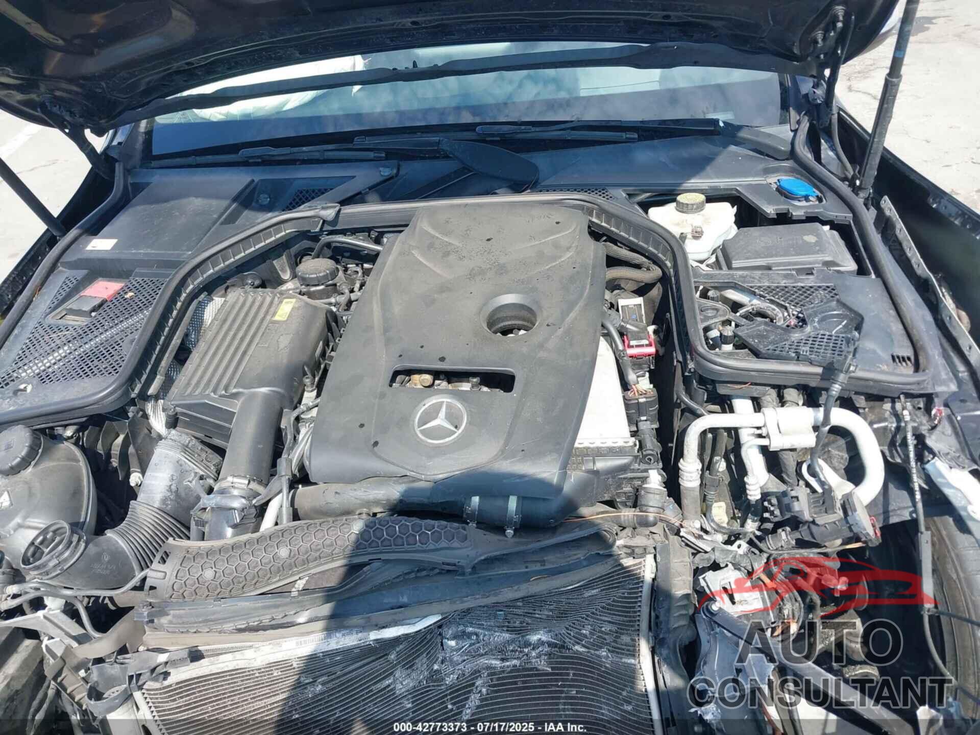 MERCEDES-BENZ C 300 2015 - 55SWF4KB4FU008142
