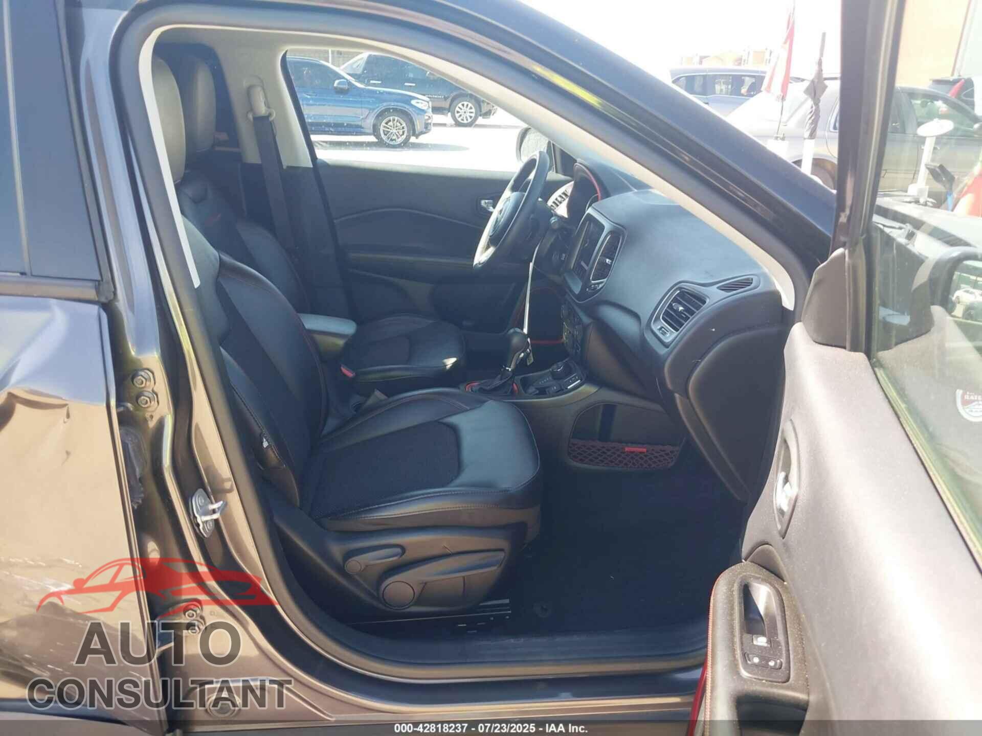 JEEP COMPASS 2020 - 3C4NJDDB5LT108868