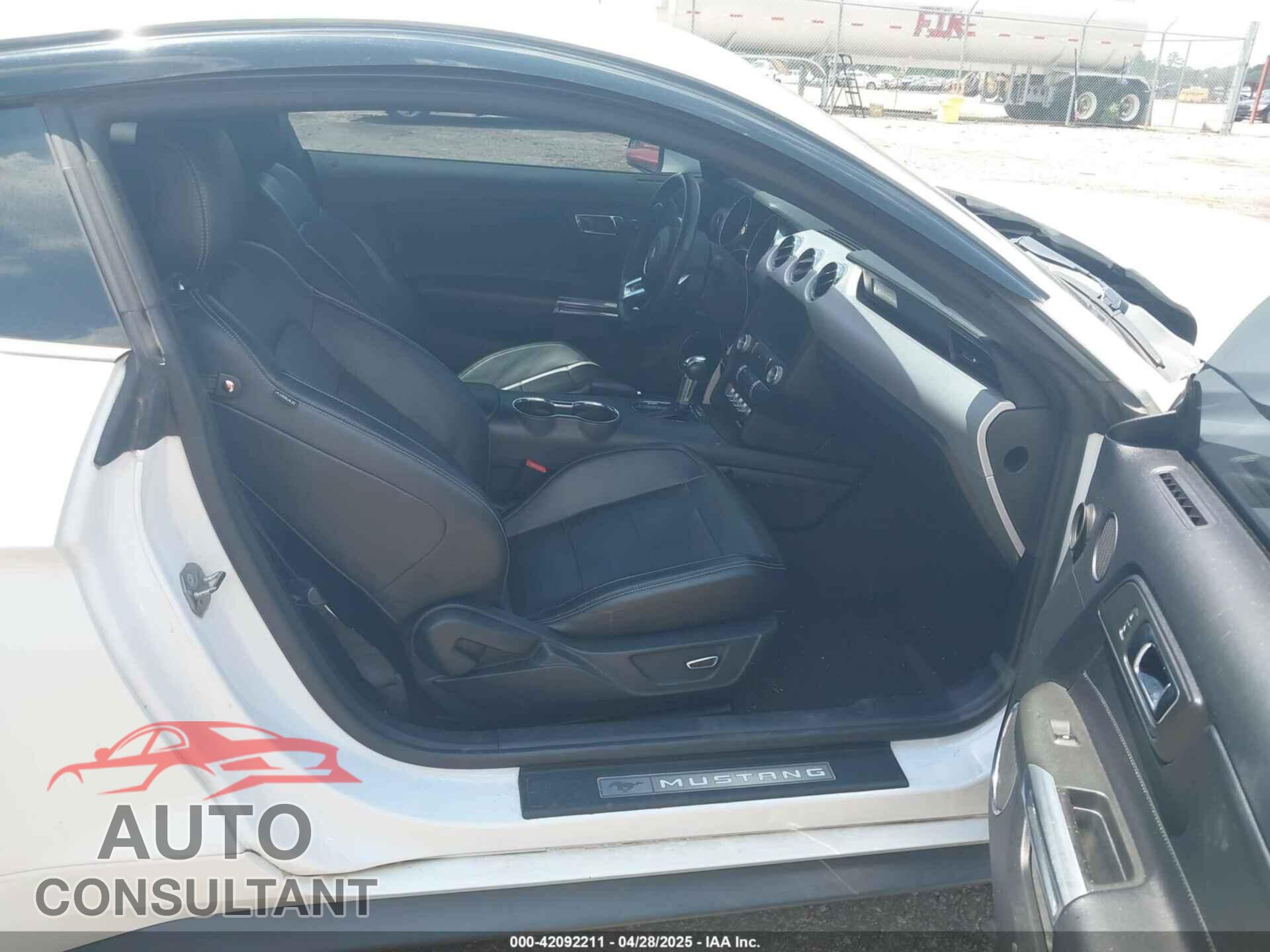 FORD MUSTANG 2015 - 1FA6P8TH5F5394294