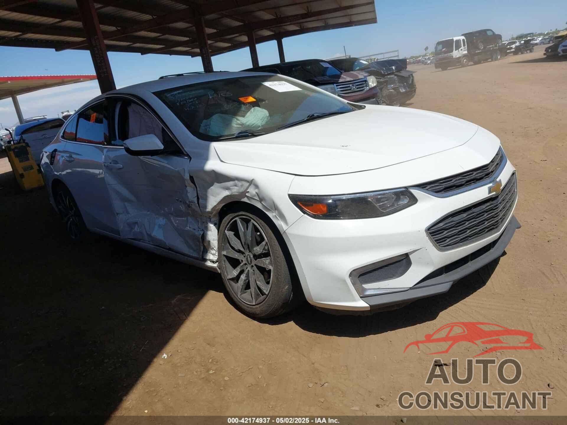 CHEVROLET MALIBU 2018 - 1G1ZD5STXJF276922