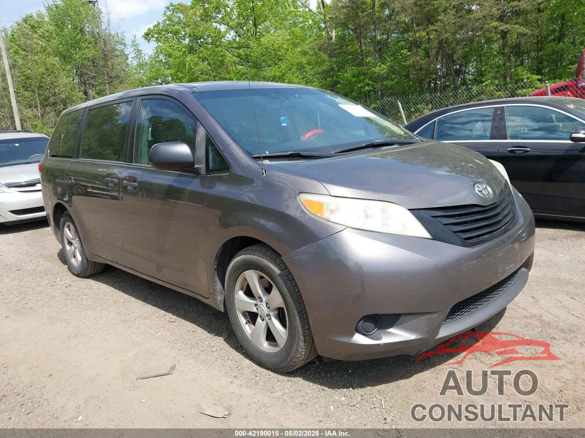 TOYOTA SIENNA 2012 - 5TDKA3DCXCS012945