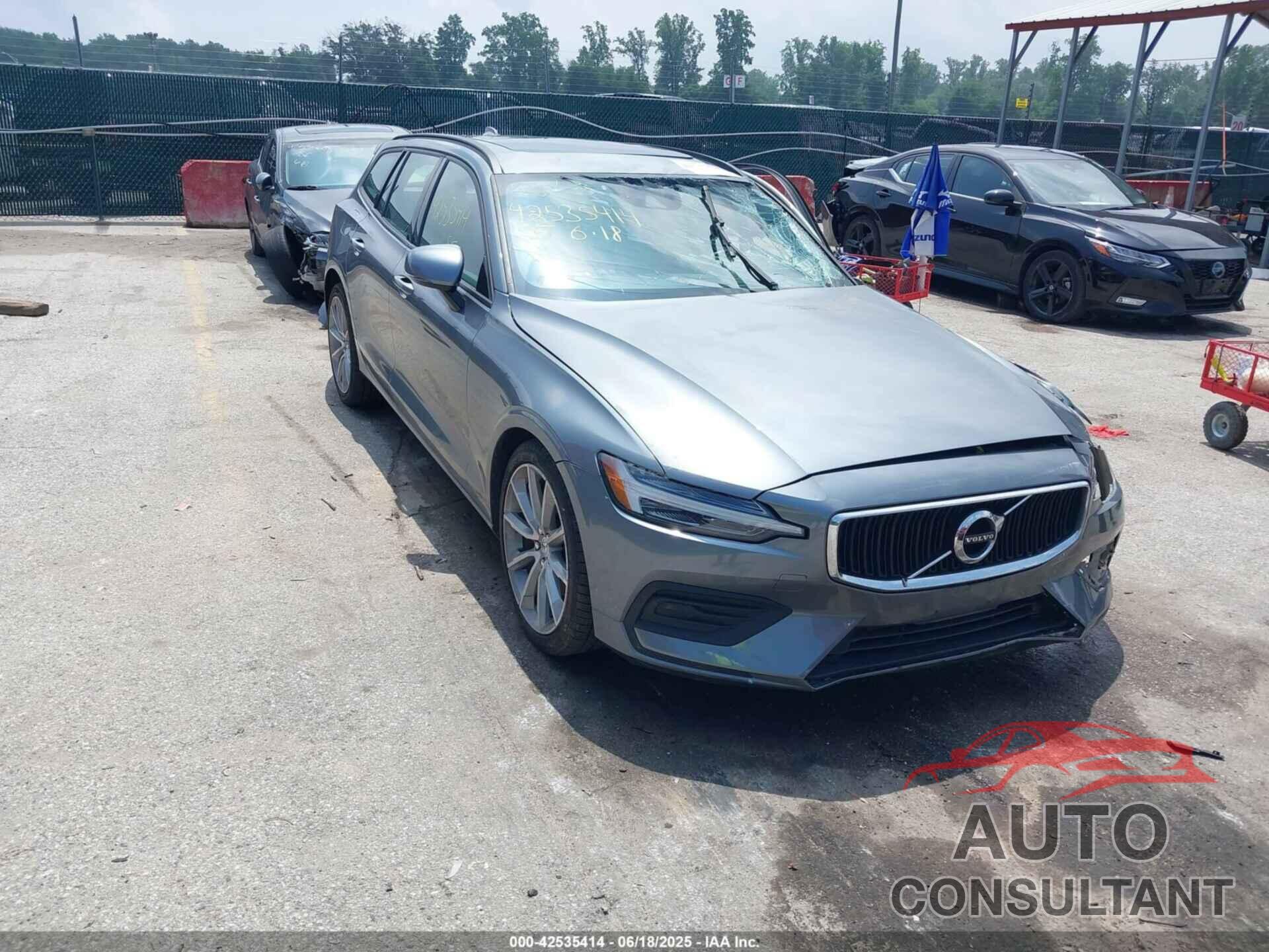 VOLVO V60 2020 - YV1102EK3L2382229