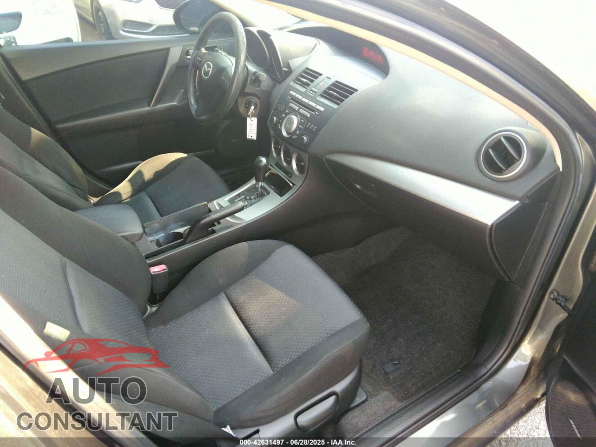 MAZDA MAZDA3 2010 - JM1BL1SG1A1237429