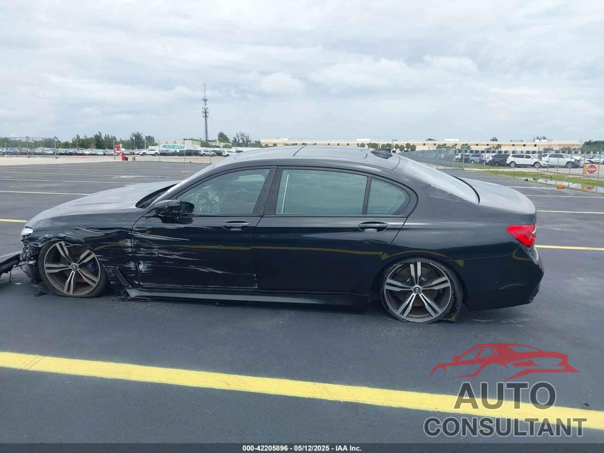 BMW 750I 2018 - WBA7F0C54JGM23528