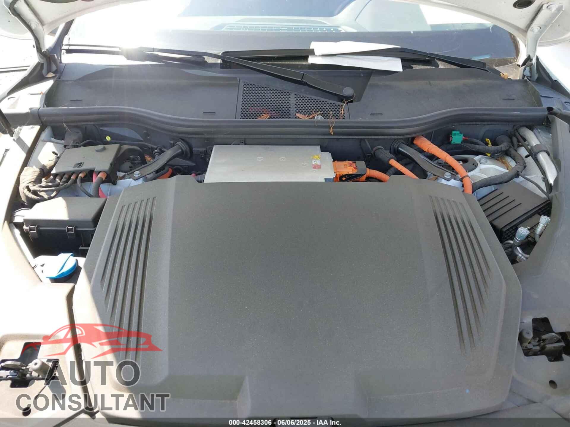 AUDI E-TRON 2021 - WA1LAAGE2MB039596
