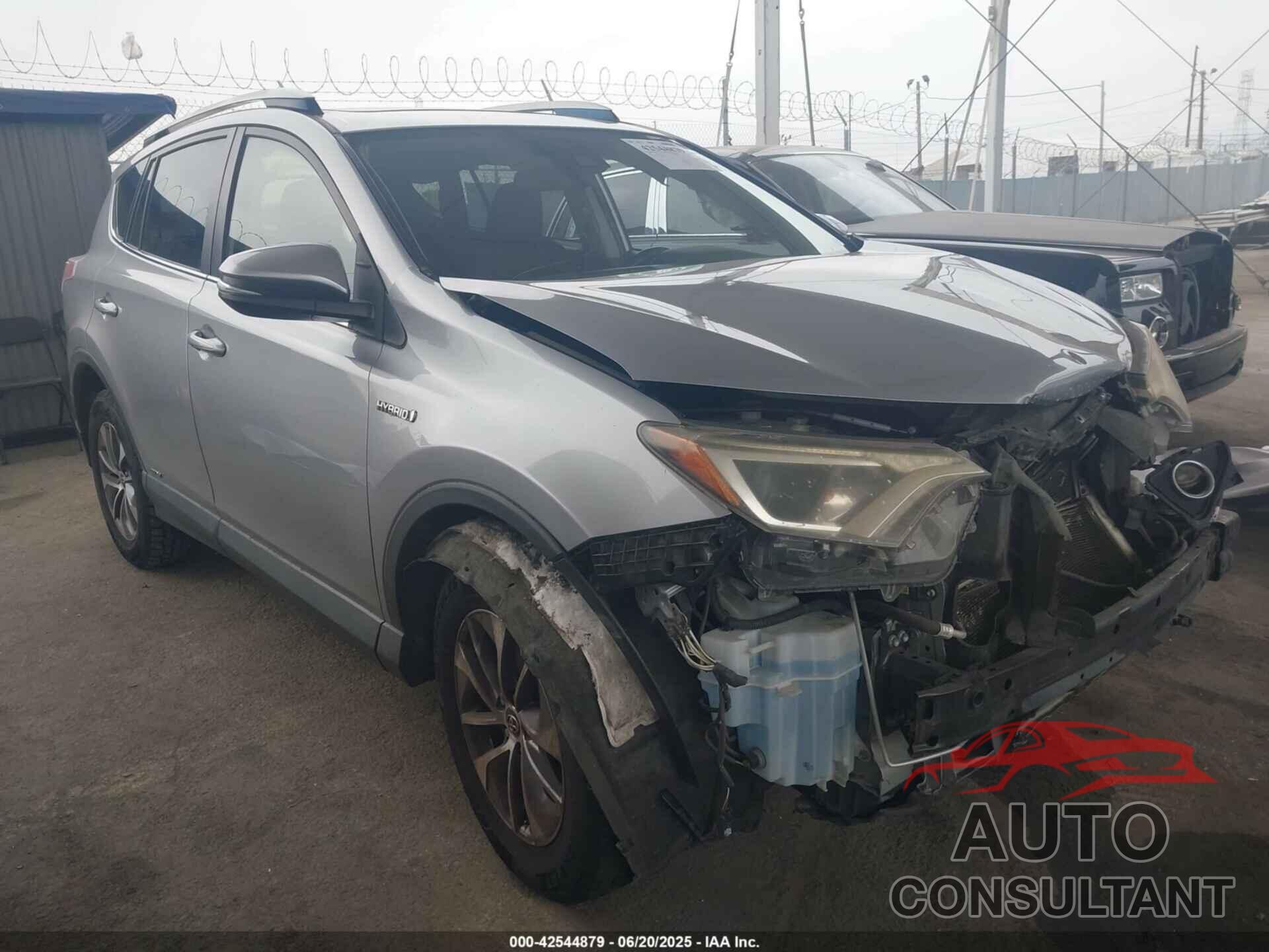 TOYOTA RAV4 HYBRID 2017 - JTMRJREV4HD147293
