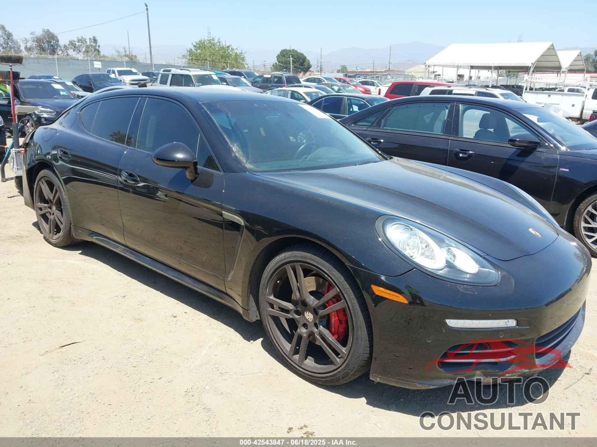 PORSCHE PANAMERA 2015 - WP0AA2A77FL003476