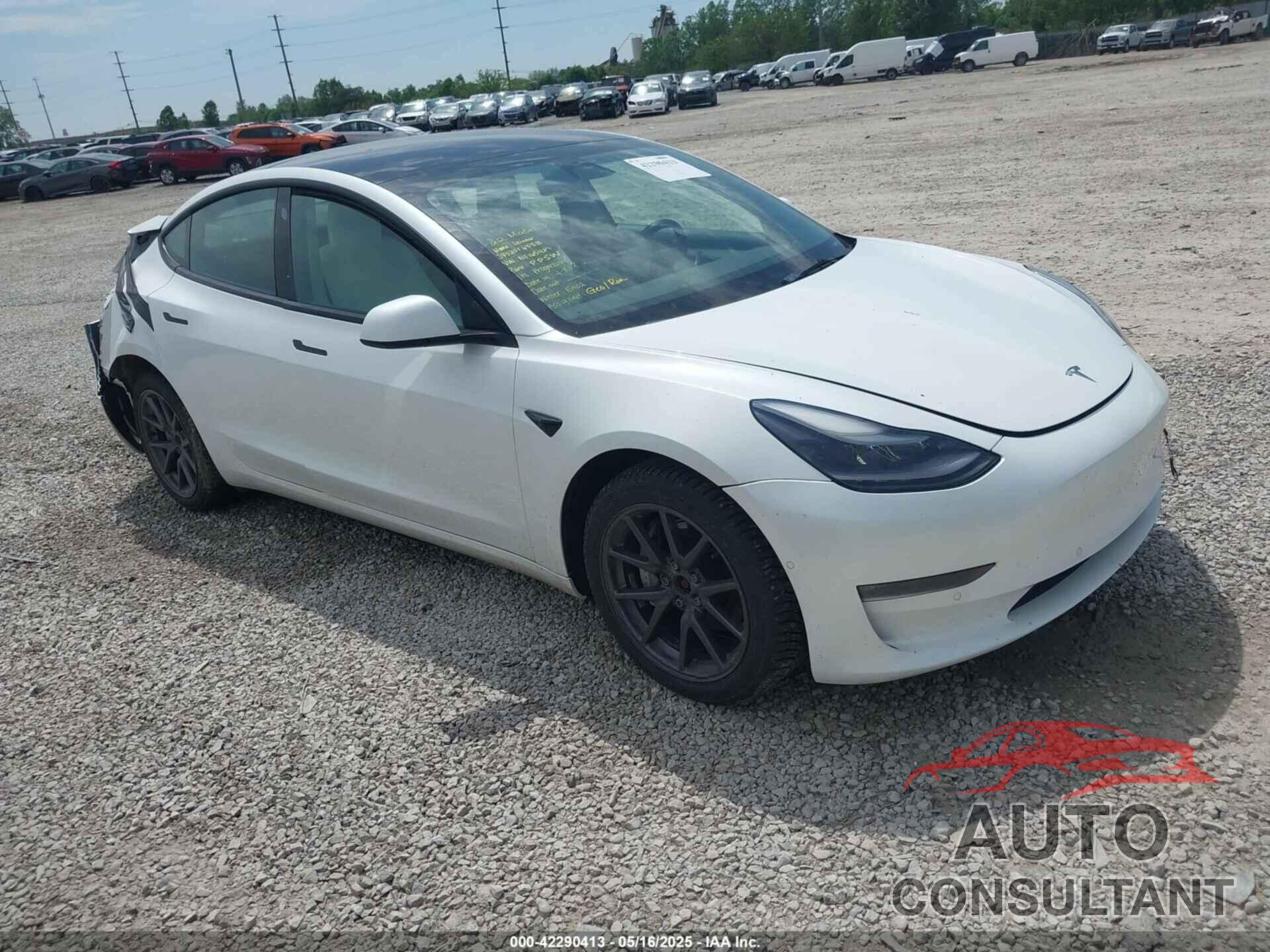 TESLA MODEL 3 2022 - 5YJ3E1EB4NF165427