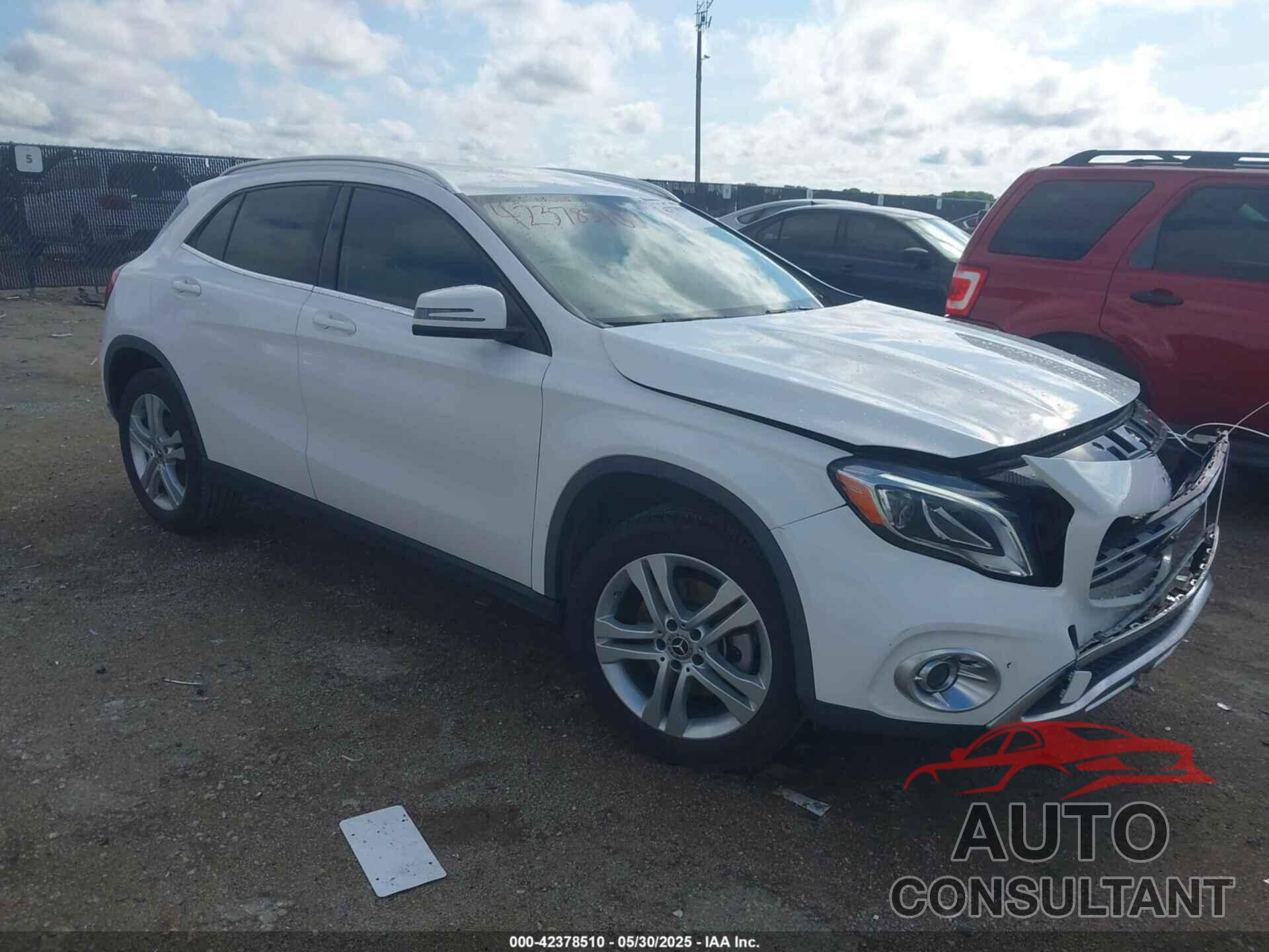 MERCEDES-BENZ GLA 250 2019 - WDCTG4EBXKU003987
