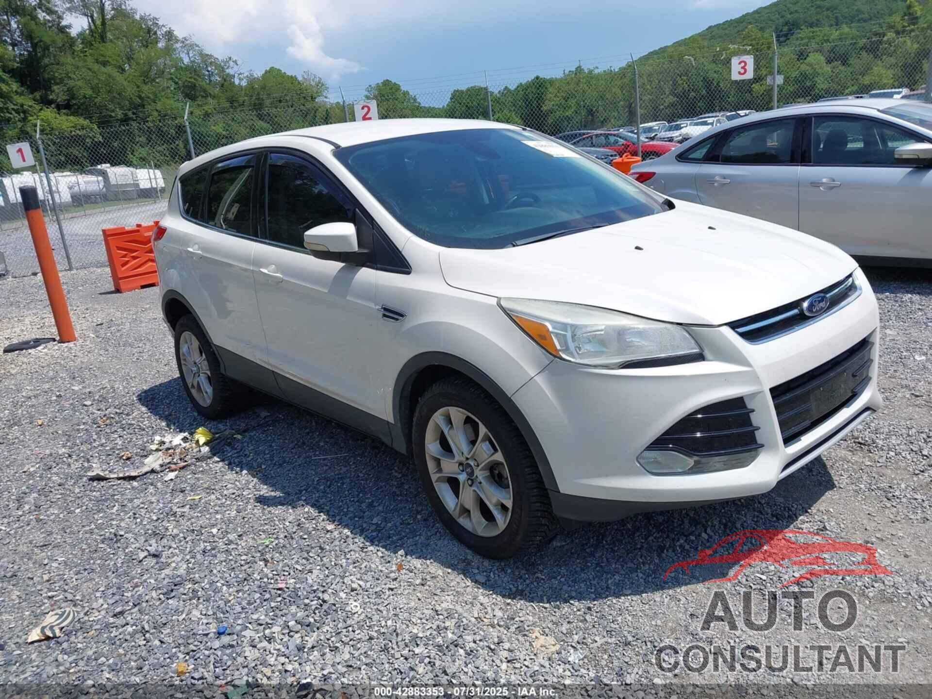 FORD ESCAPE 2013 - 1FMCU9H90DUC38076