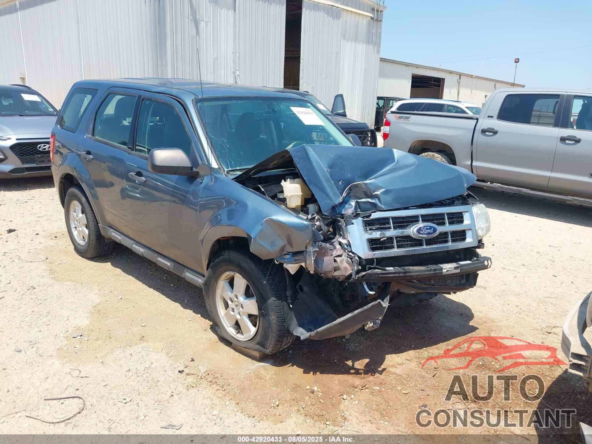 FORD ESCAPE 2011 - 1FMCU0C70BKA43833