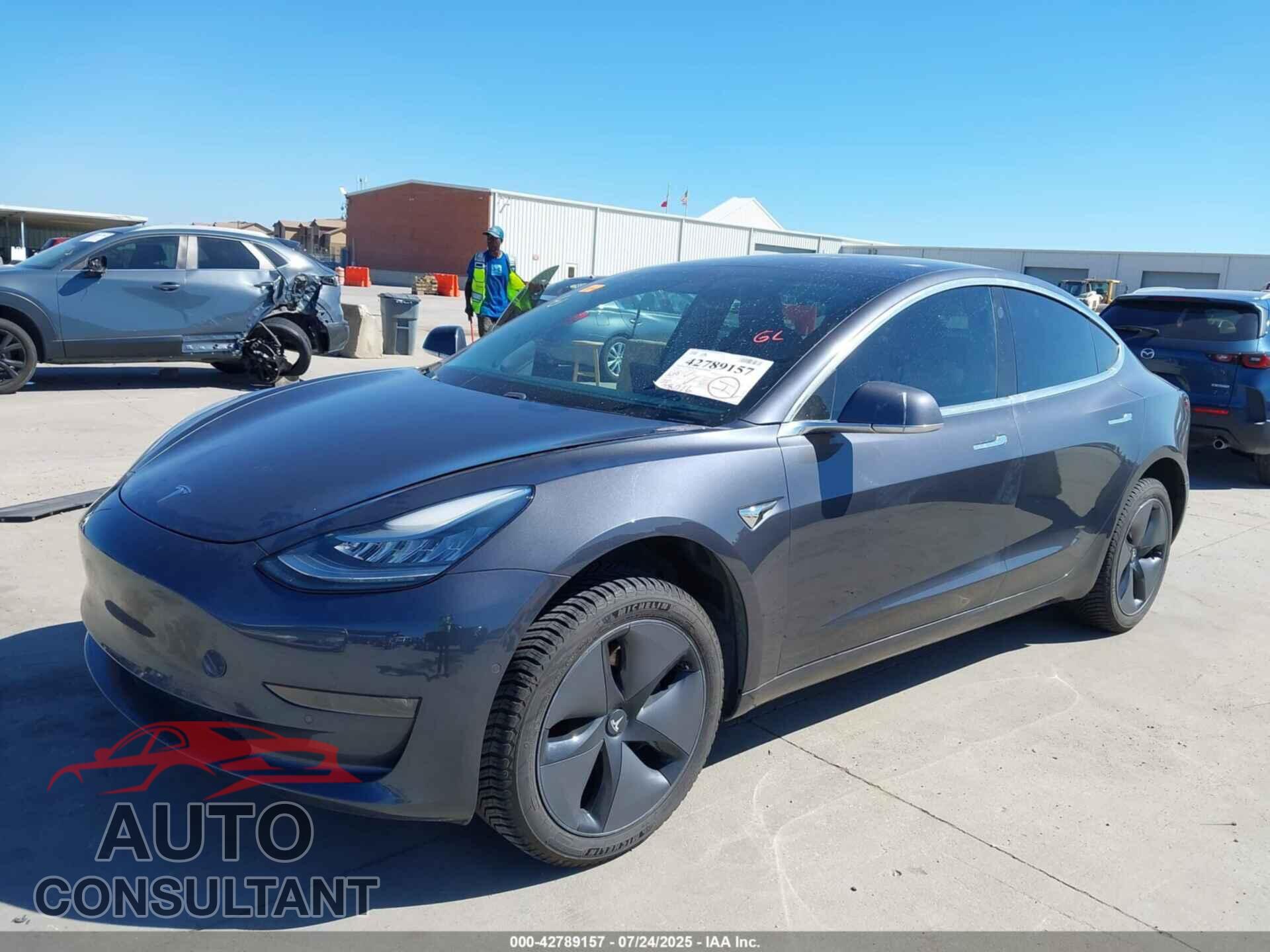 TESLA MODEL 3 2018 - 5YJ3E1EA8JF123683