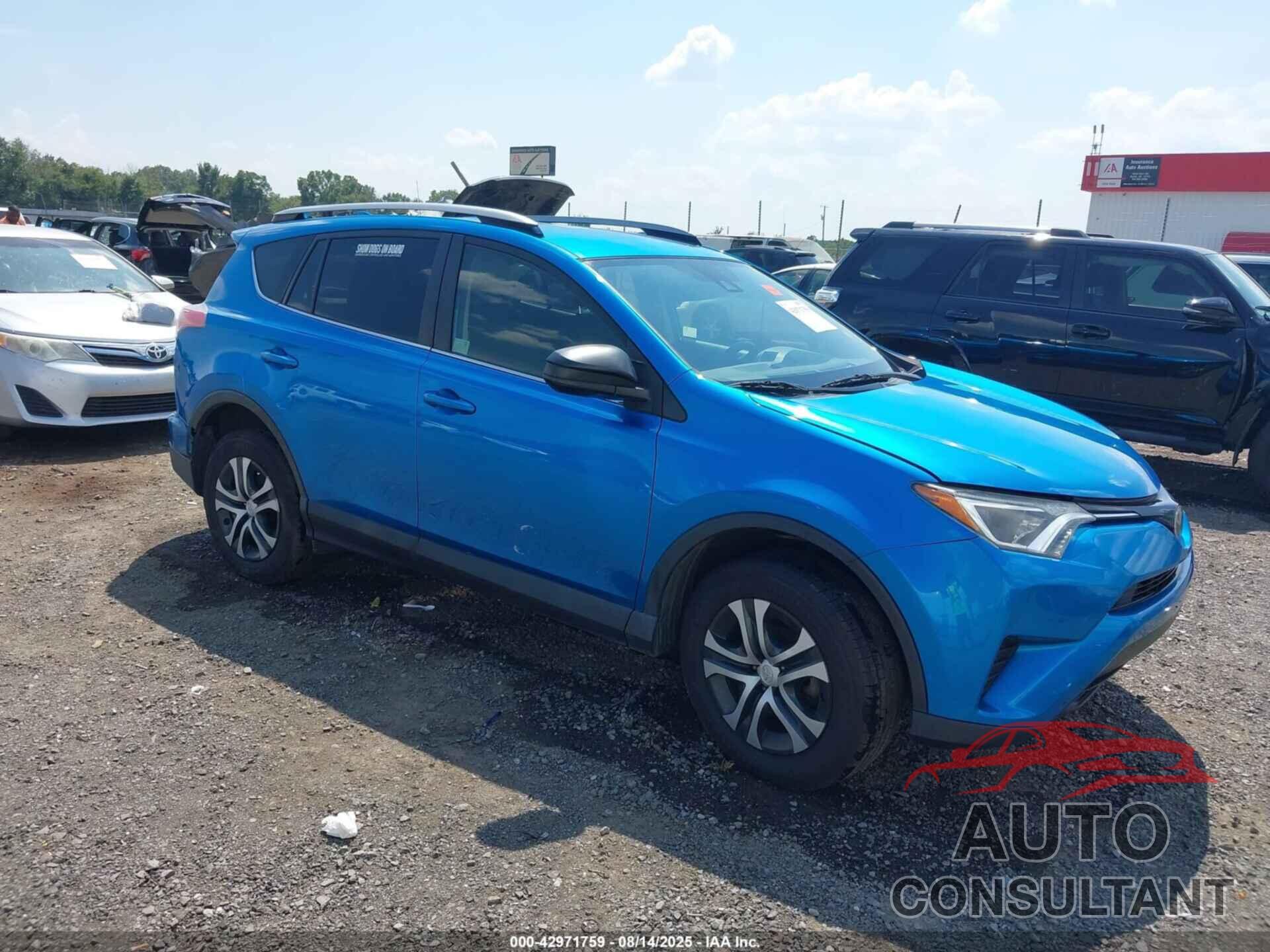 TOYOTA RAV4 2017 - JTMBFREVXHJ123892