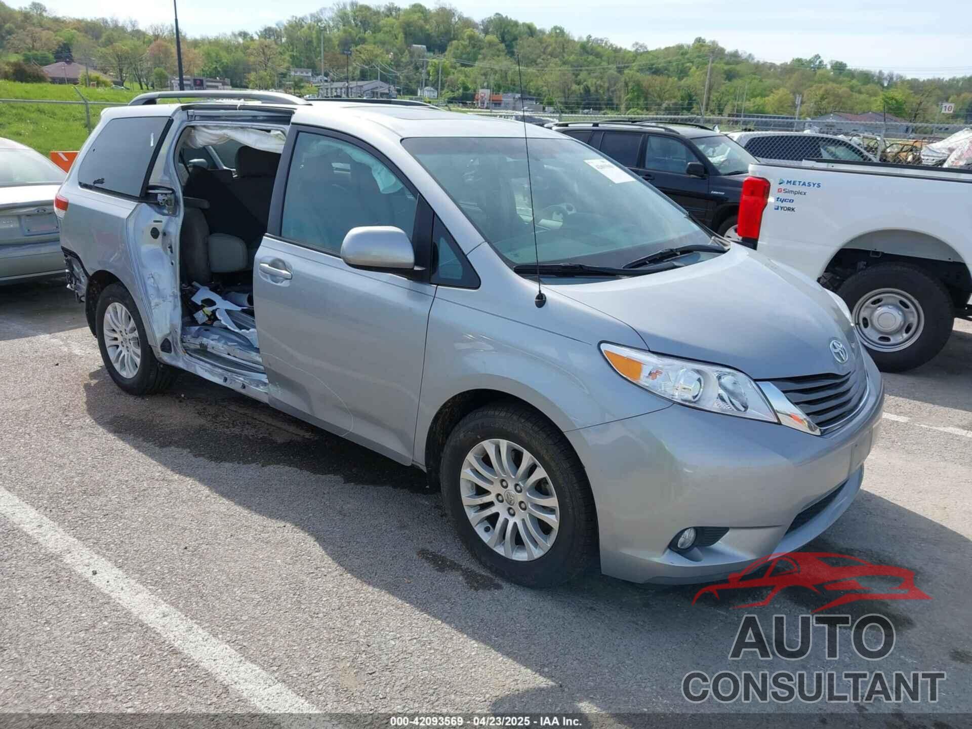 TOYOTA SIENNA 2014 - 5TDYK3DC0ES451307