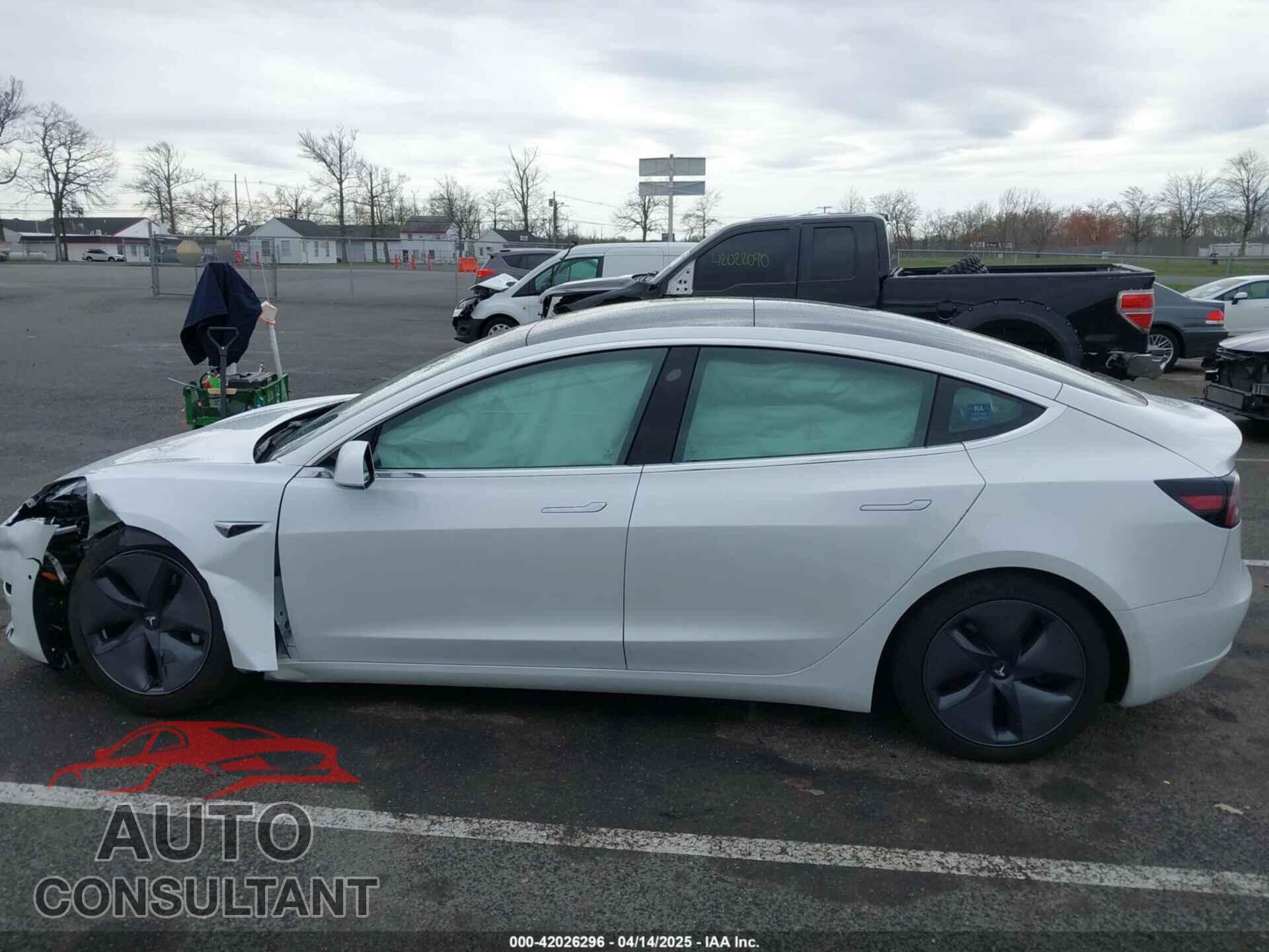 TESLA MODEL 3 2020 - 5YJ3E1EA3LF590450