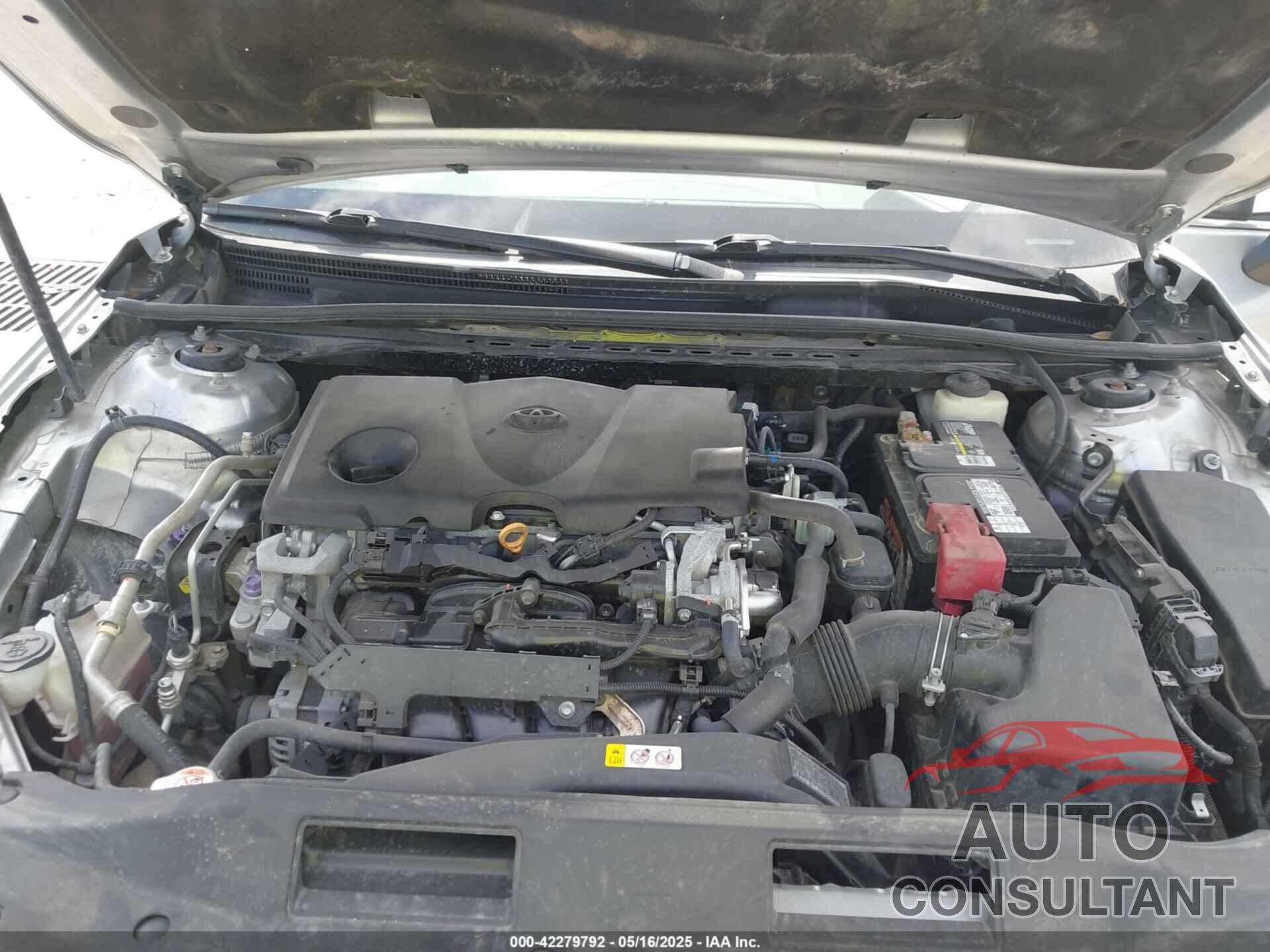 TOYOTA CAMRY 2018 - 4T1B11HK2JU150201