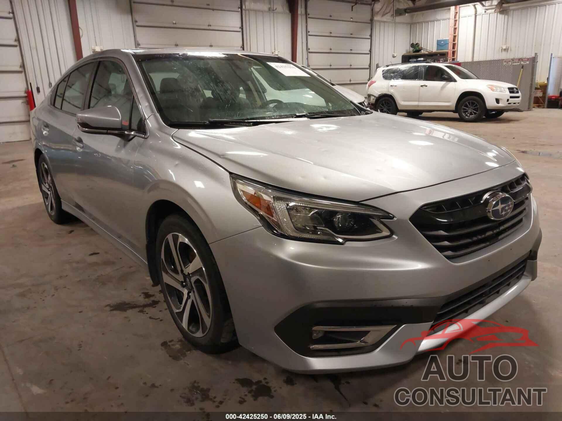 SUBARU LEGACY 2020 - 4S3BWAN68L3018436