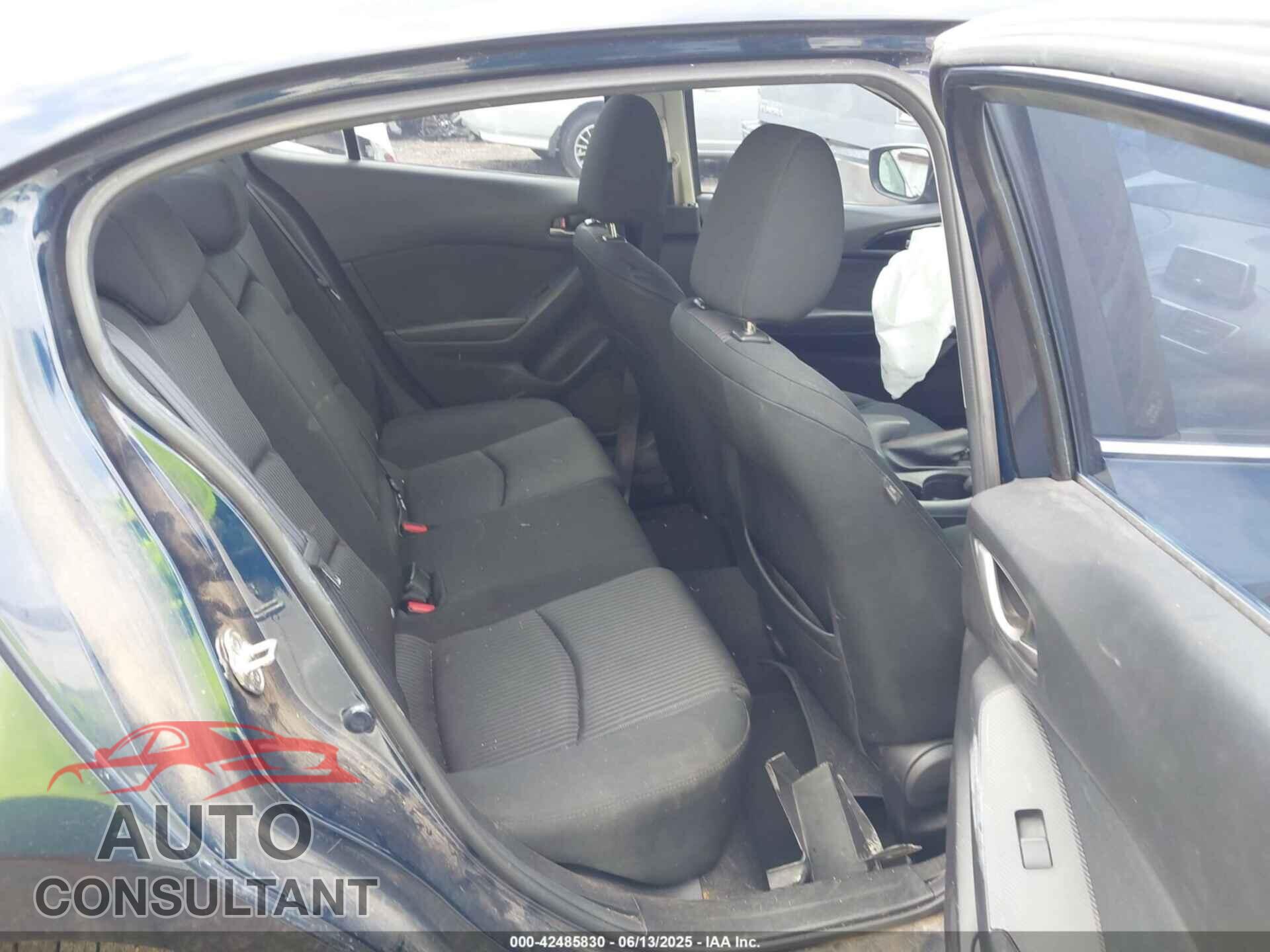MAZDA MAZDA3 2014 - JM1BM1V77E1155235