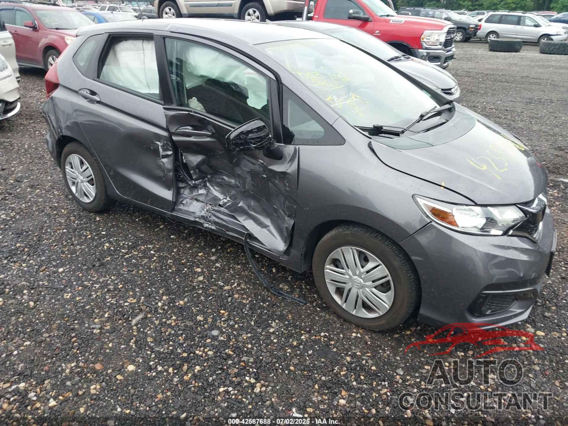 HONDA FIT 2018 - 3HGGK5H49JM716330